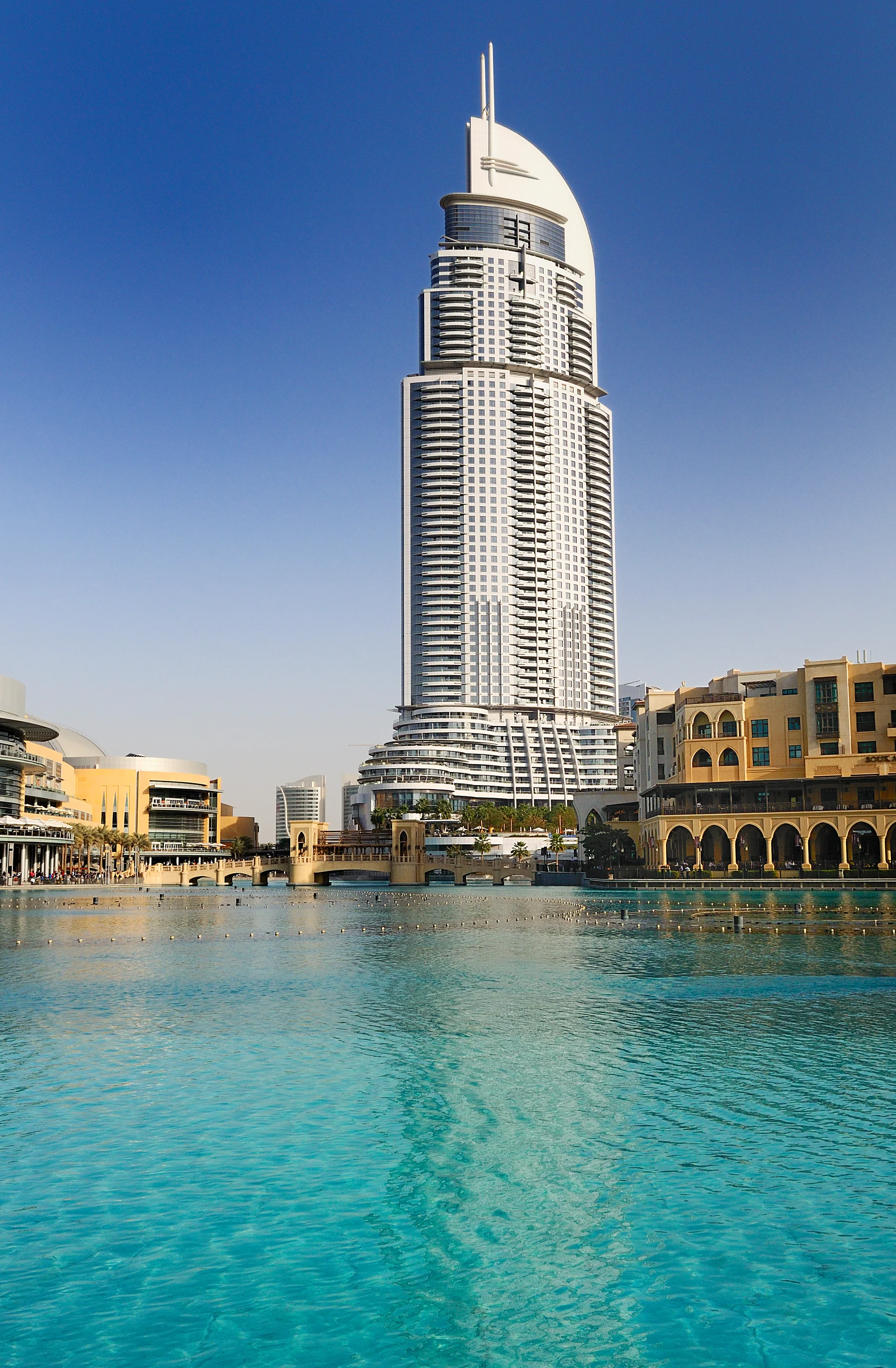 Address Hotel Downtown Dubai. Cities wallpaper. 2598×3966px. Free download for personal use.