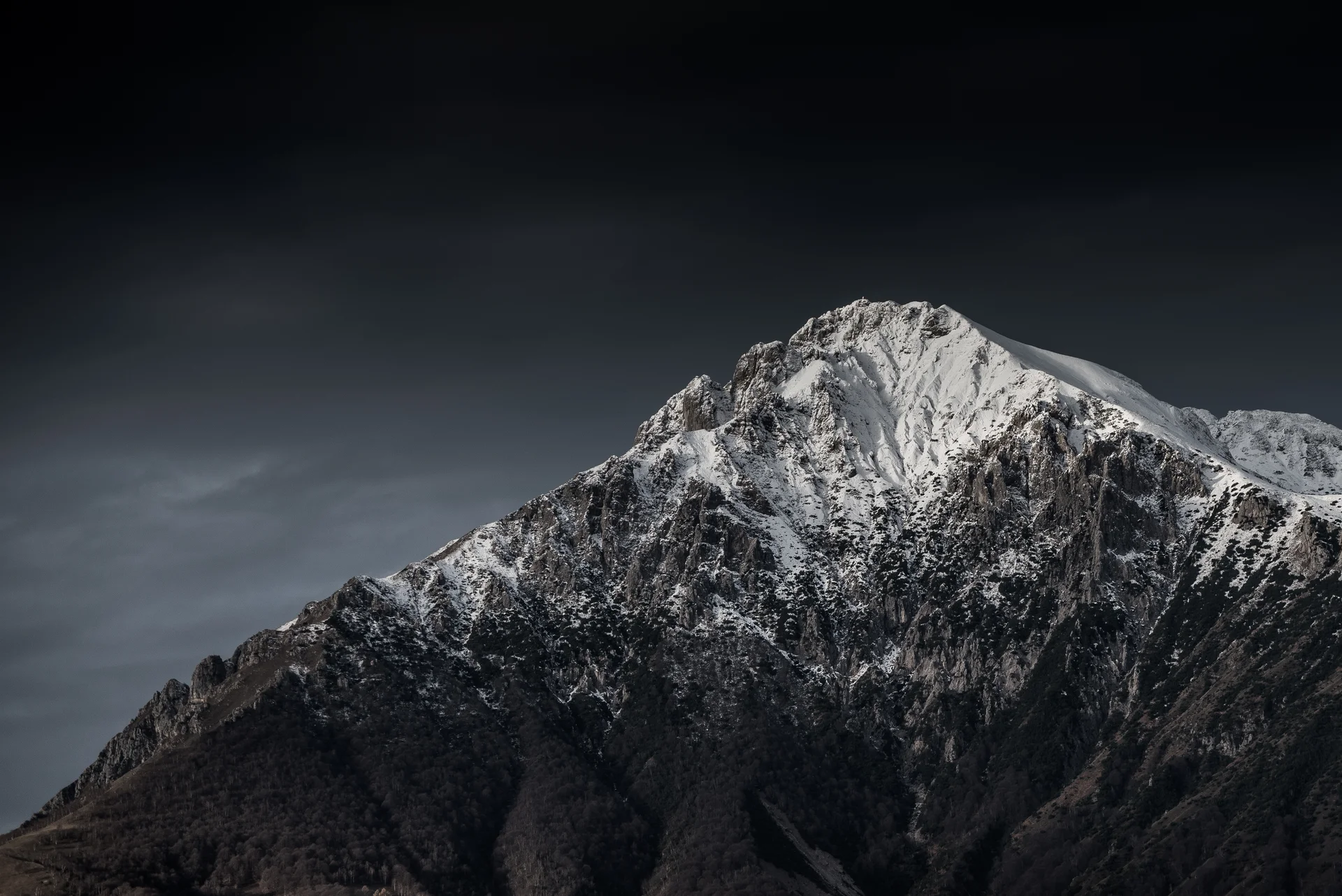 Amazing Black White Photography Beautiful Mountains Hills With Dark Skies. Nature wallpaper. 4706×3142px. Free download fo…