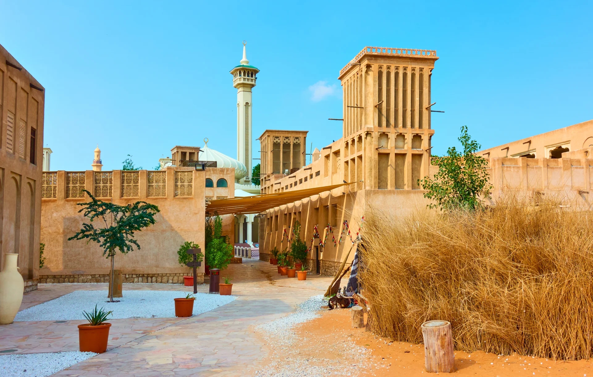 Arabian Architecture Al Fahidi Historical Neighbourhood Old Dubai United Arab Emirates Uae. Vintage wallpaper. 5677×3608px…