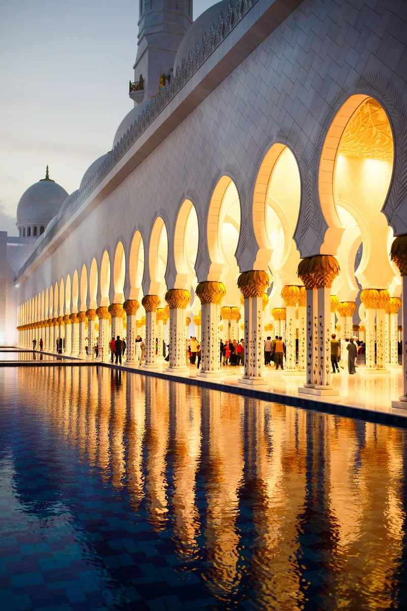 Archs Shekh Zayed Grand Mosque Reflect Water Before It