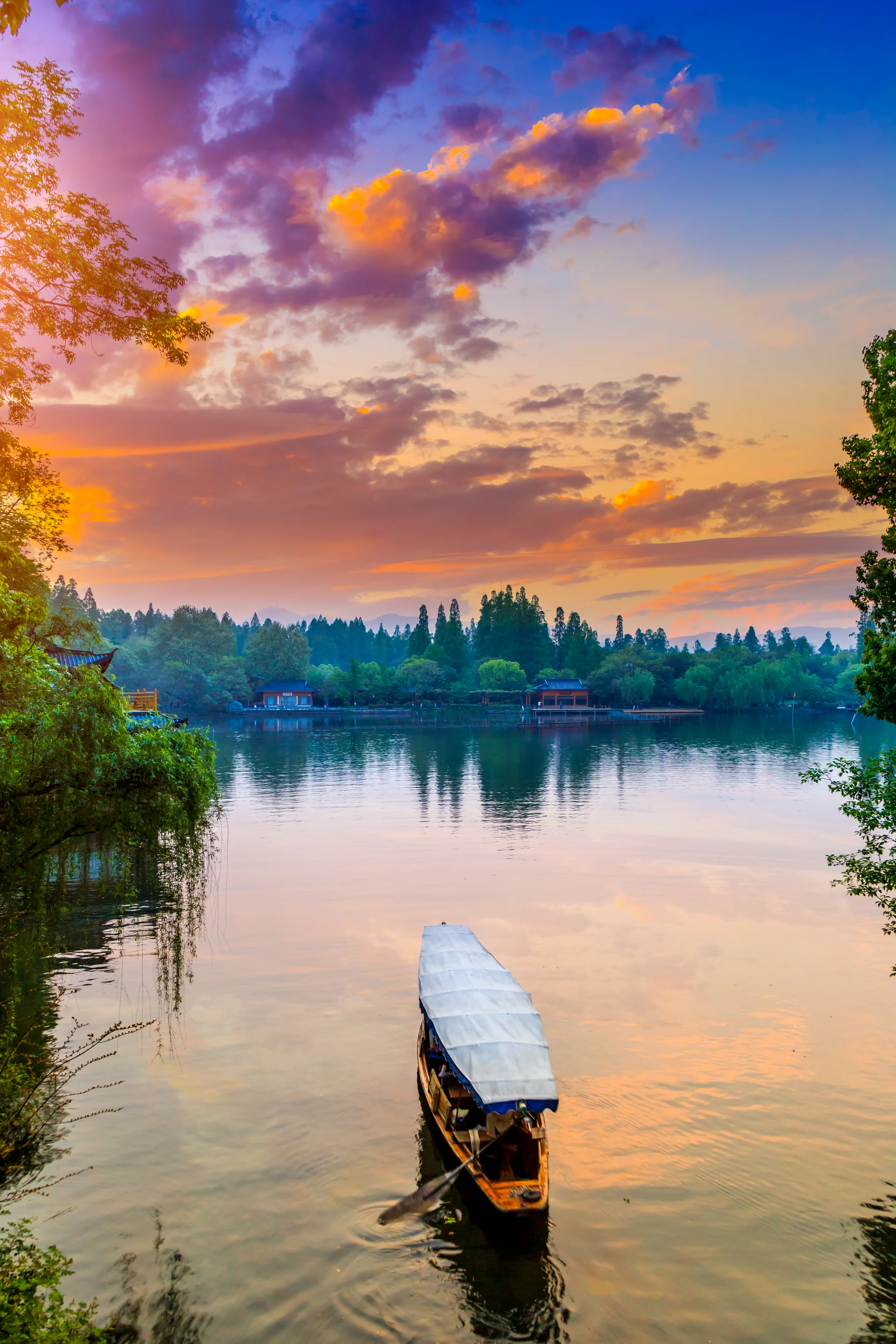 Beautiful Architectural Landscape Hangzhou West Lake. Nature wallpaper. 3642×5463px. Free download for personal use.