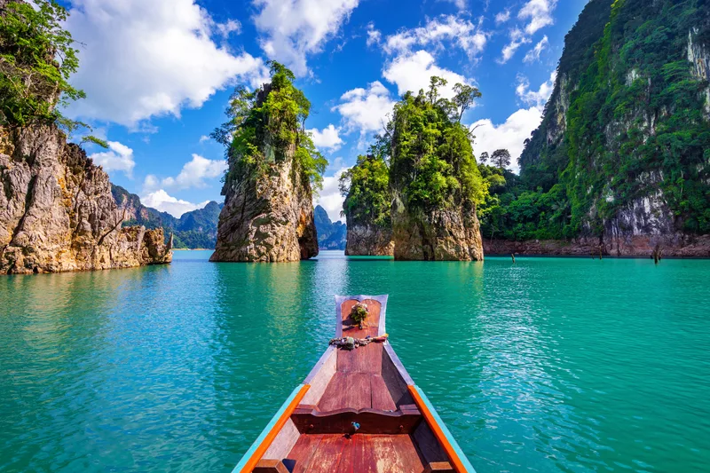 Beautiful Mountains Ratchaprapha Dam Khao Sok National Park Surat Thani Province Thailand
