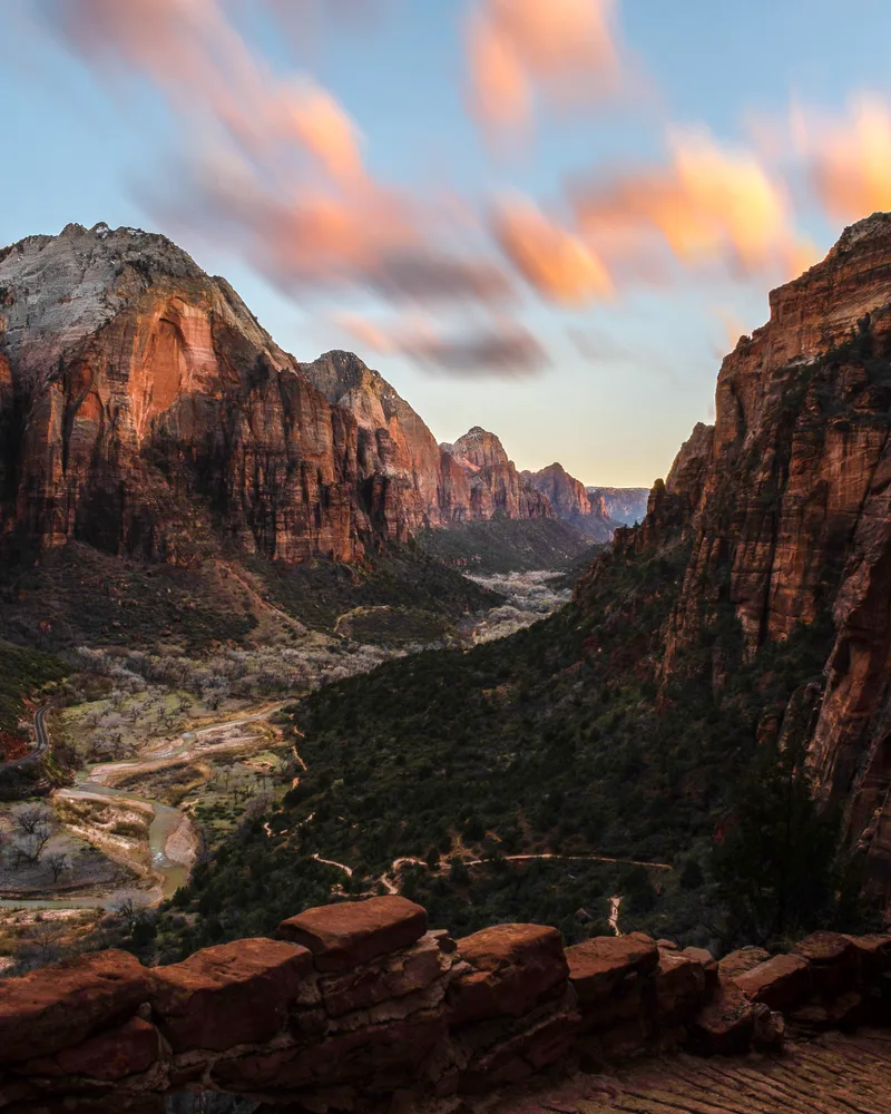 Beautiful Scenery Rocky Cliffs Zions National Park Sunset