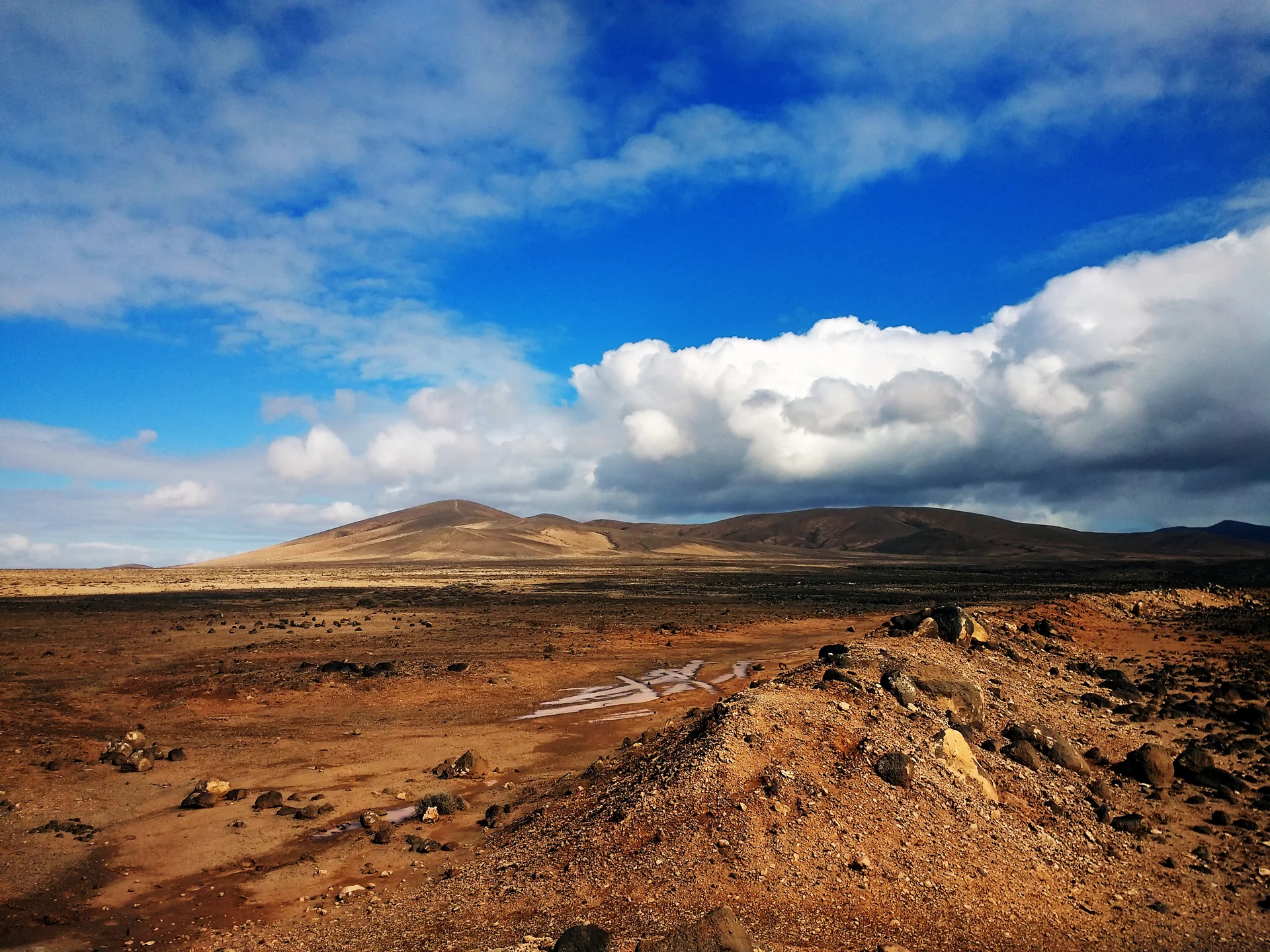 Beautiful Shot Clouds Mountains Rural Park Betancuria Fuerteventura Spain. Nature wallpaper. 4160×3120px. Free download fo…