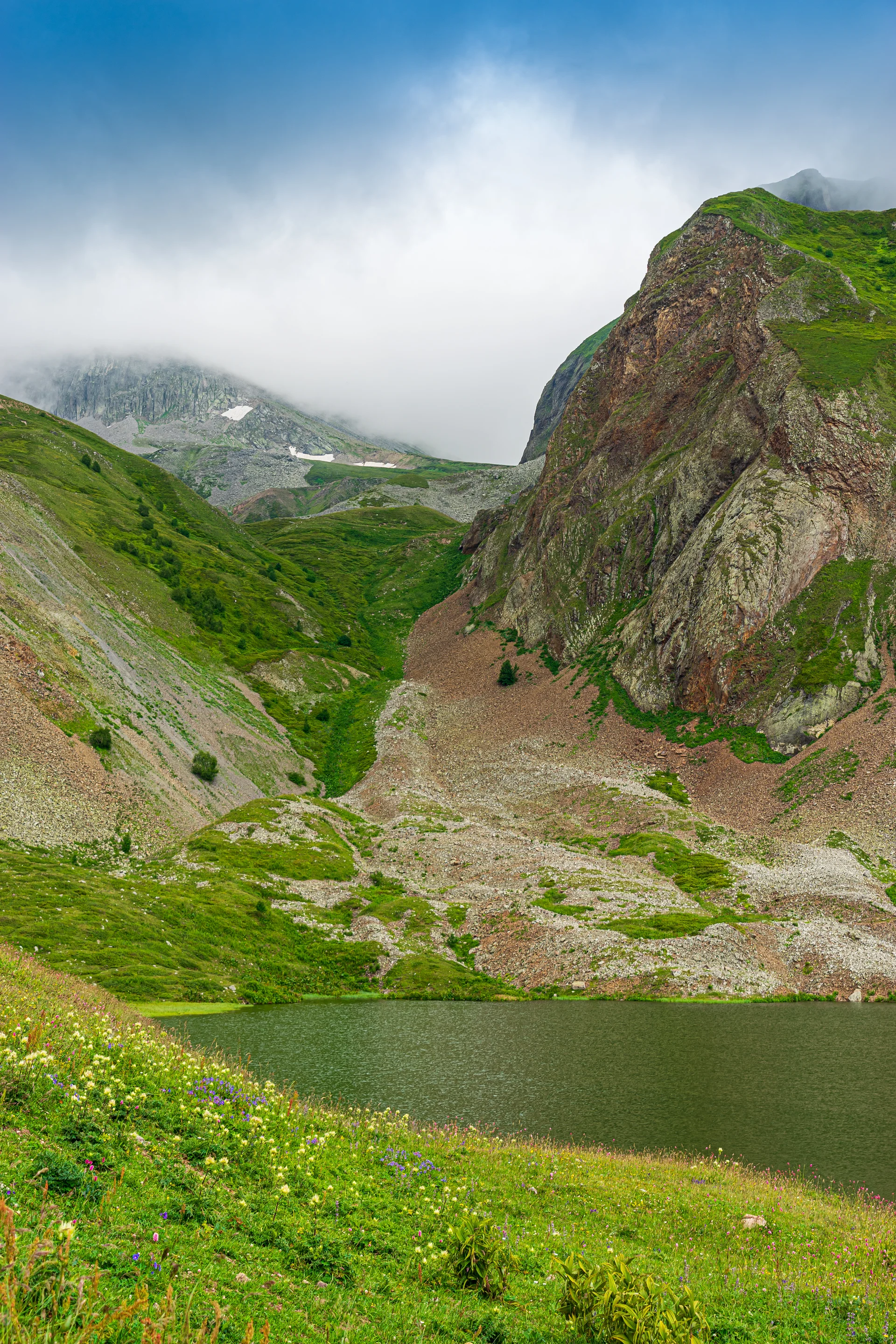 Beautiful Summer Landscape Savsat Artvin Province Turkey. Nature wallpaper. 4000×6000px. Free download for personal use.