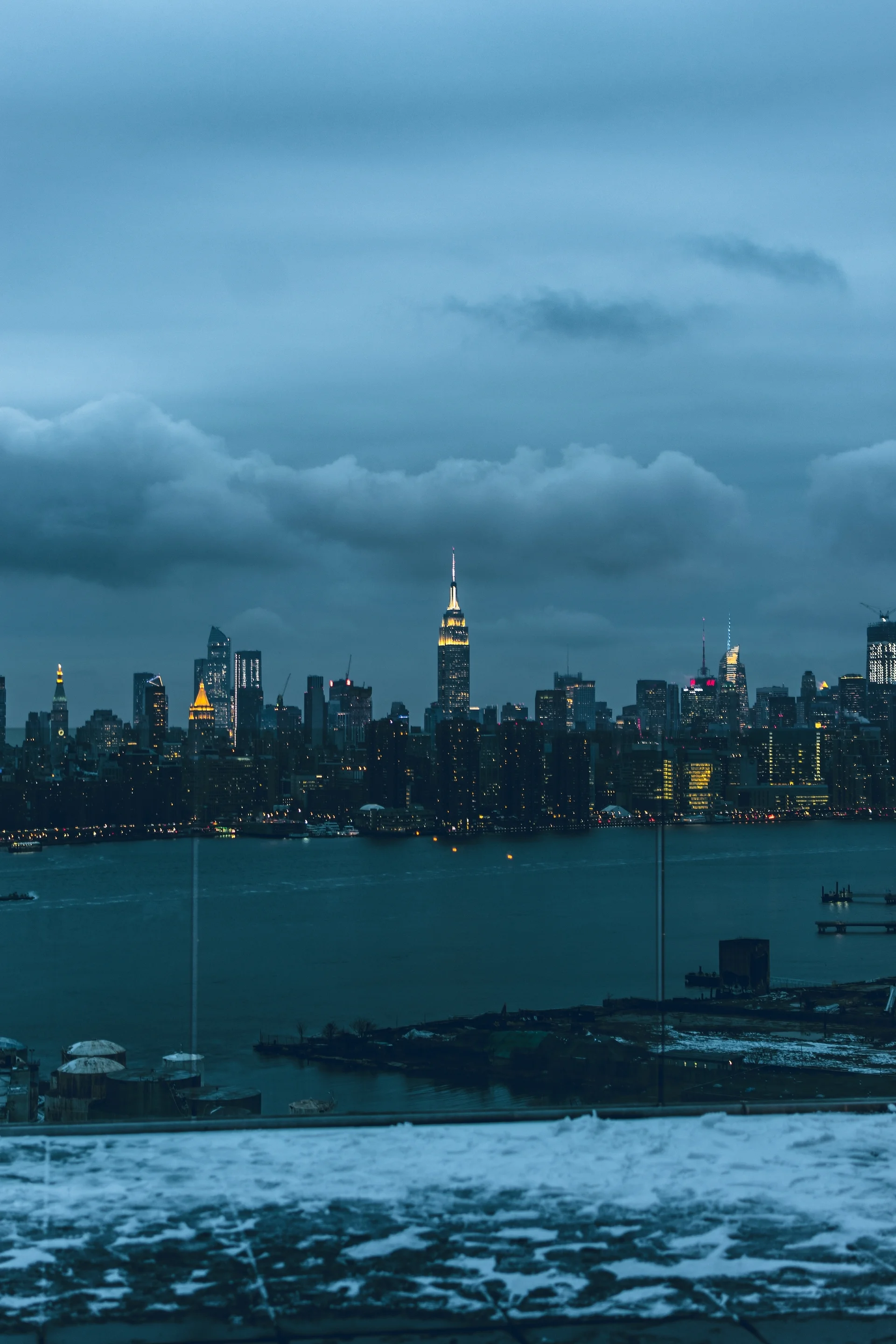 Beautiful Urban City With Amazing Clouds Sky Background. Nature wallpaper. 2000×3000px. Free download for personal use.