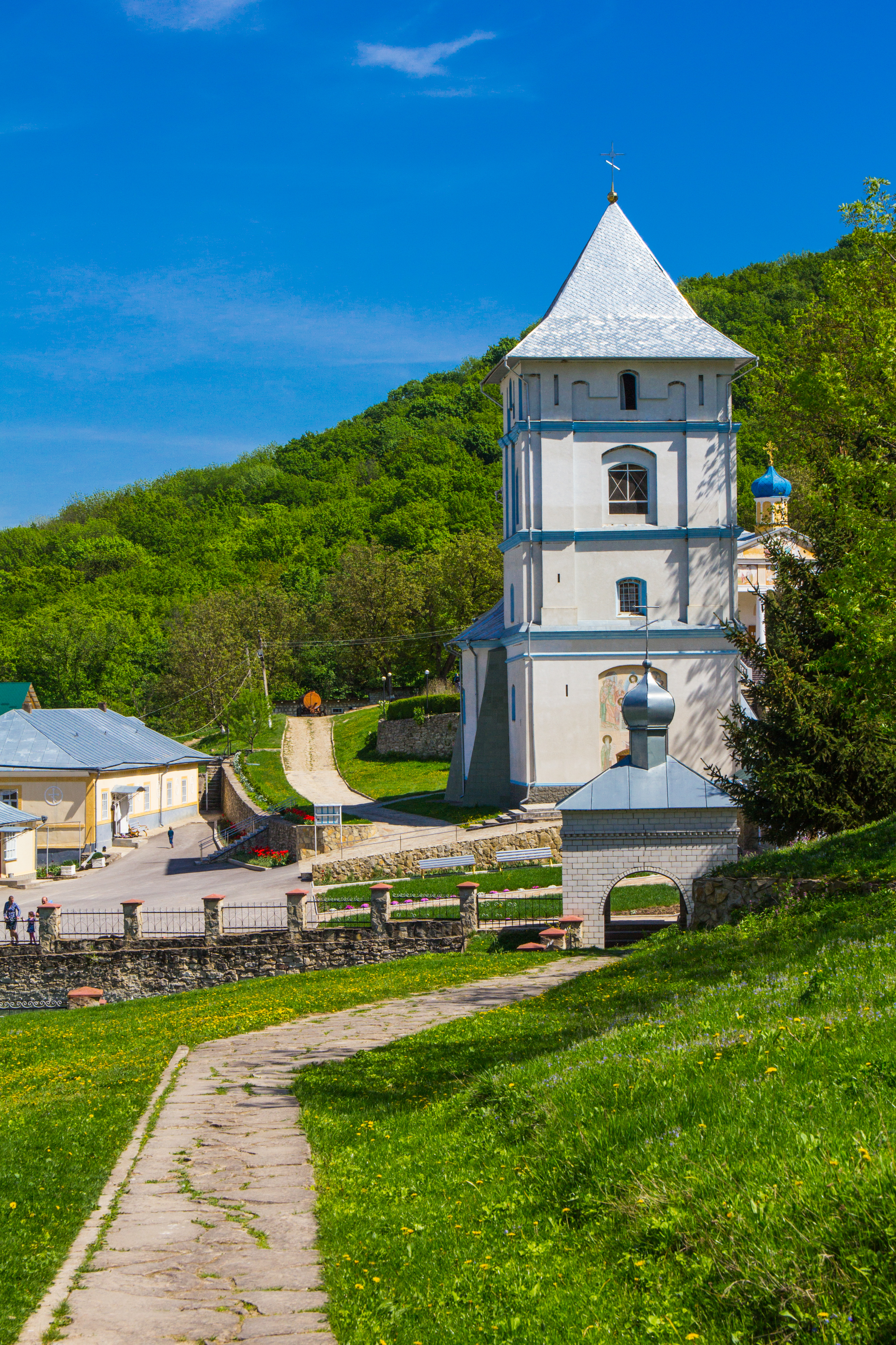 Beautiful View Kalarashovsky Holyuspensky Woman Monastery Sany Sammer Day Convent Located Right Bank Dniester Near Kalarashovka Village Moldova Convent Founded Xvi Century