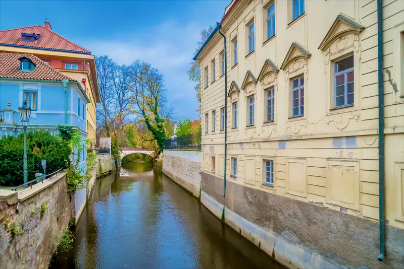 Canal Flowing Buildings Near Lennon Wall Mala Strana Prague Czech