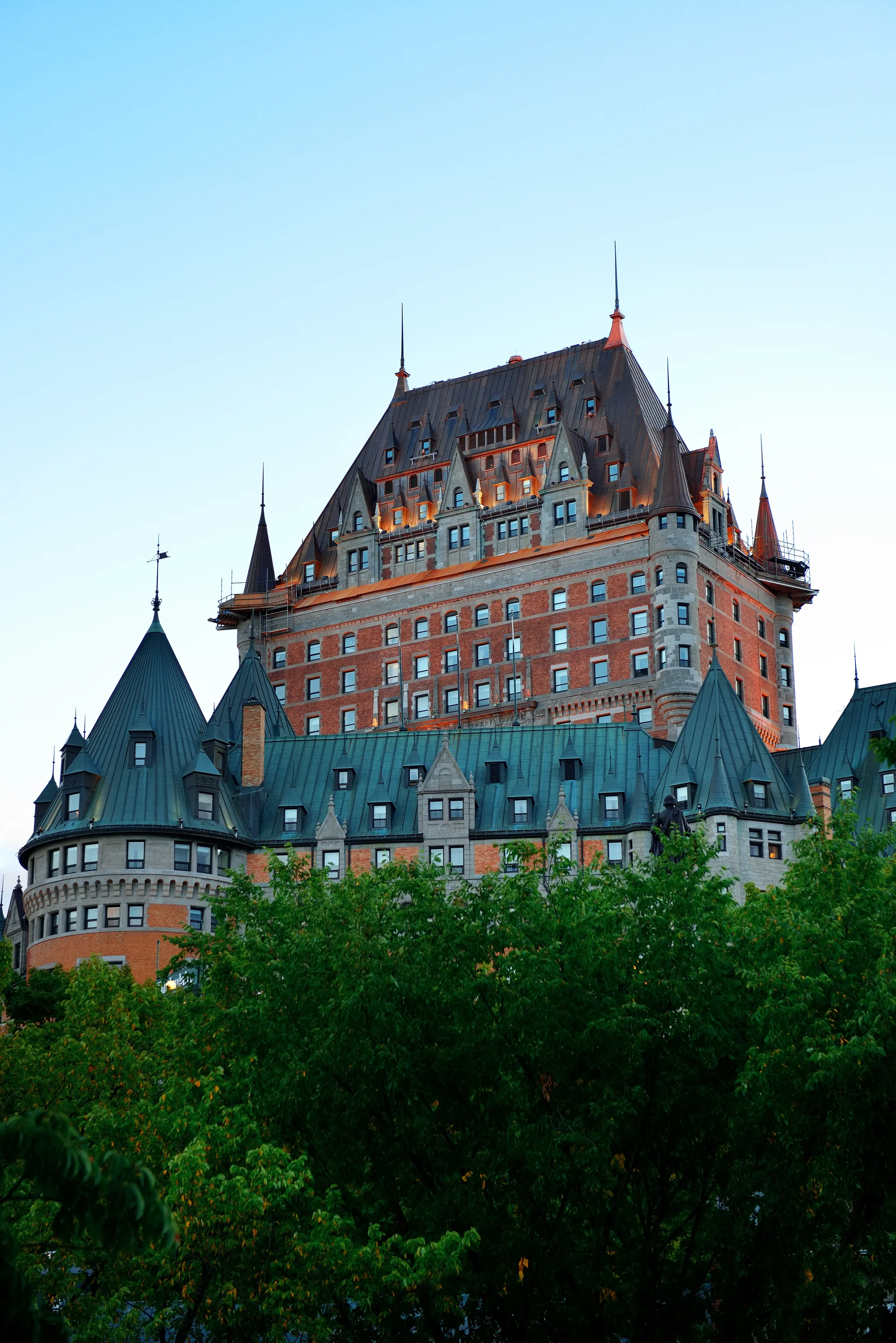 Chateau Frontenac Dusk Quebec City. Dark wallpaper. 3987×5976px. Free download for personal use.
