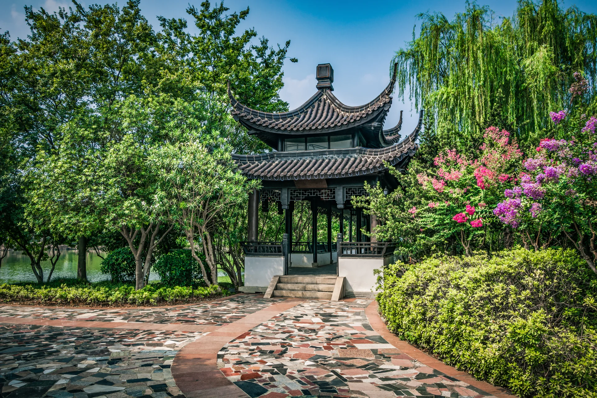 Chinese Park. Uncategorized wallpaper. 6000×4000px. Free download for personal use.