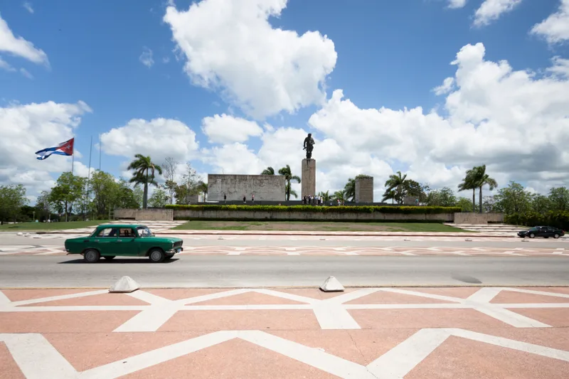 Classing Car Passing Front Monument Cuba