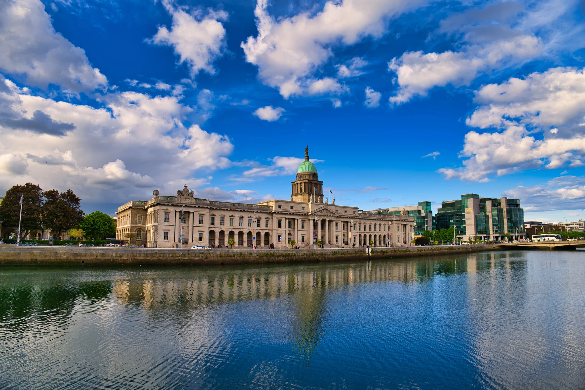 Custom House Teach Chustaim Dublin Ireland. Uncategorized wallpaper. 6000×4000px. Free download for personal use.