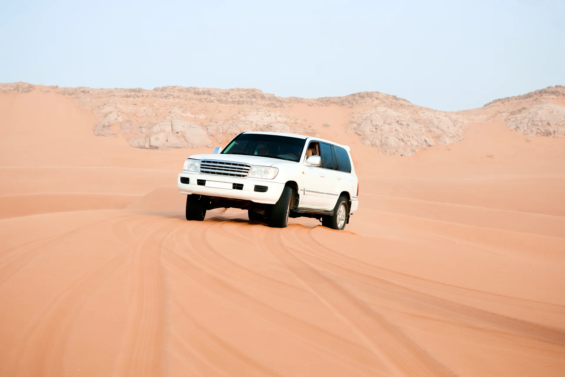 Desert Safari. Uncategorized wallpaper. 3750×2500px. Free download for personal use.