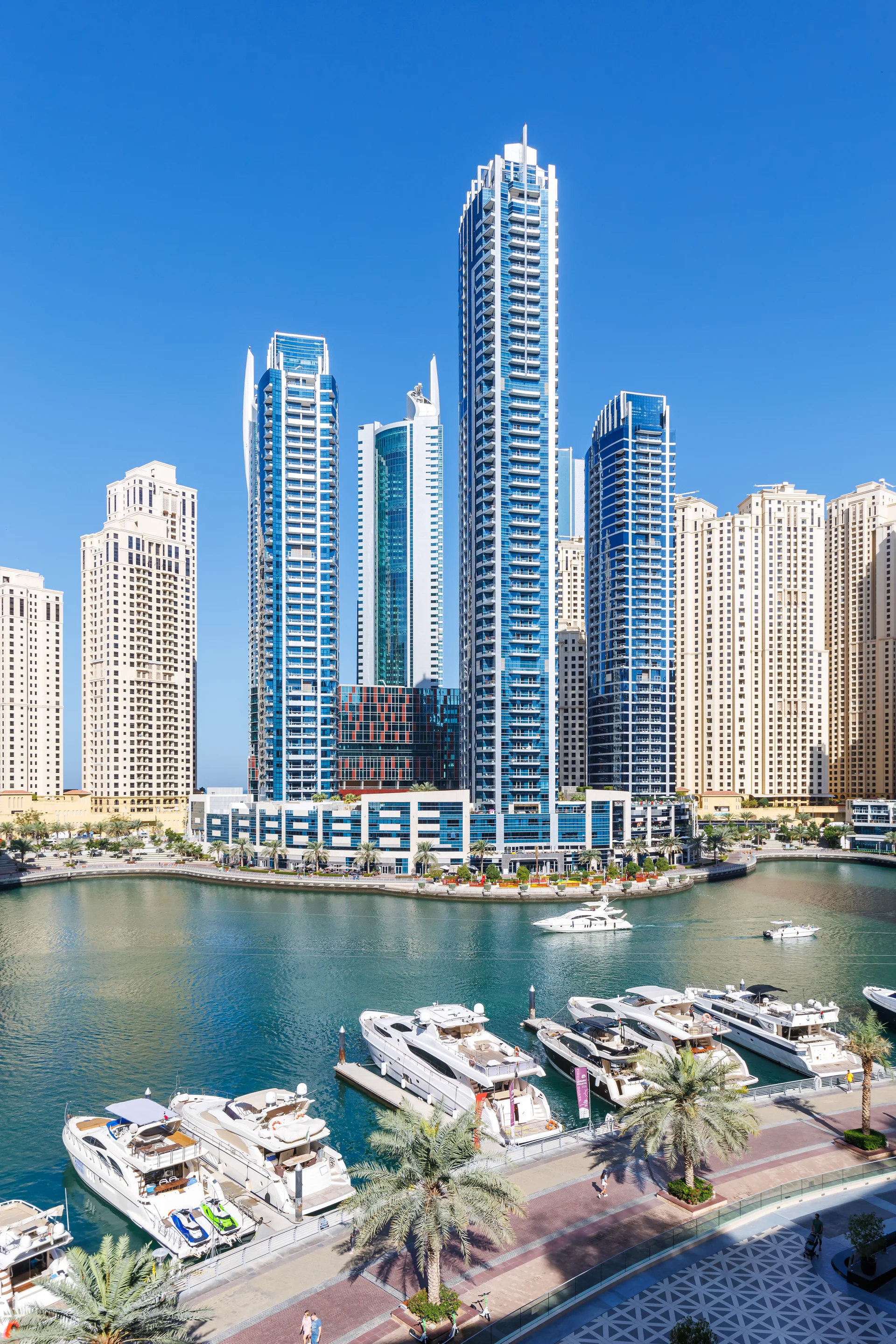 Dubai Marina Skyline Cityscape With Yachts Skyscraper Buildings Living Water Portrait Format. Cities wallpaper. 4000×6000p…