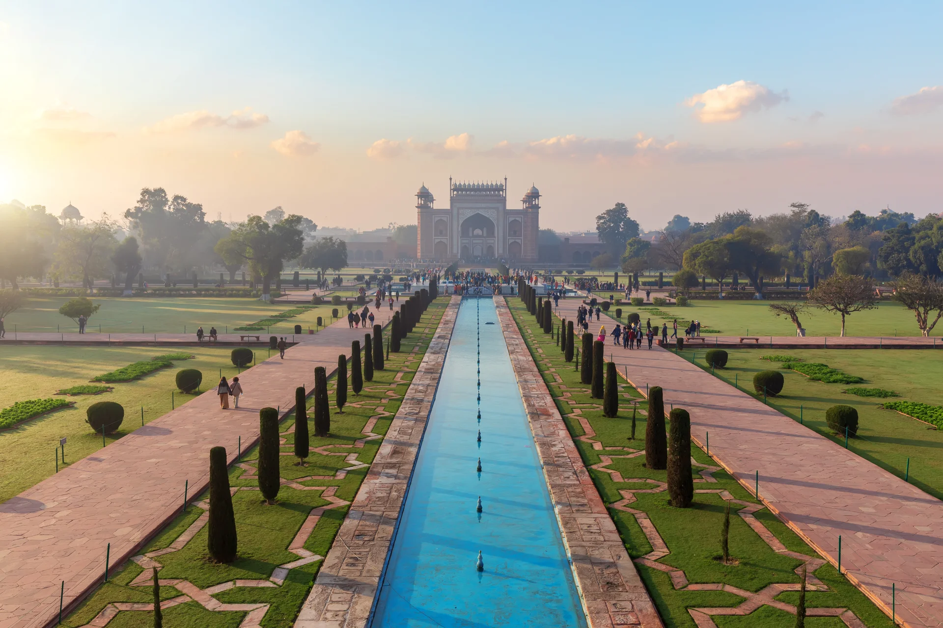 Famous Taj Mahal Great Gate India Uttar Pradesh Agra. Uncategorized wallpaper. 6556×4371px. Free download for personal use.