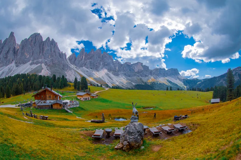 Geisleralm Rifugio Odle Dolomites Italy
