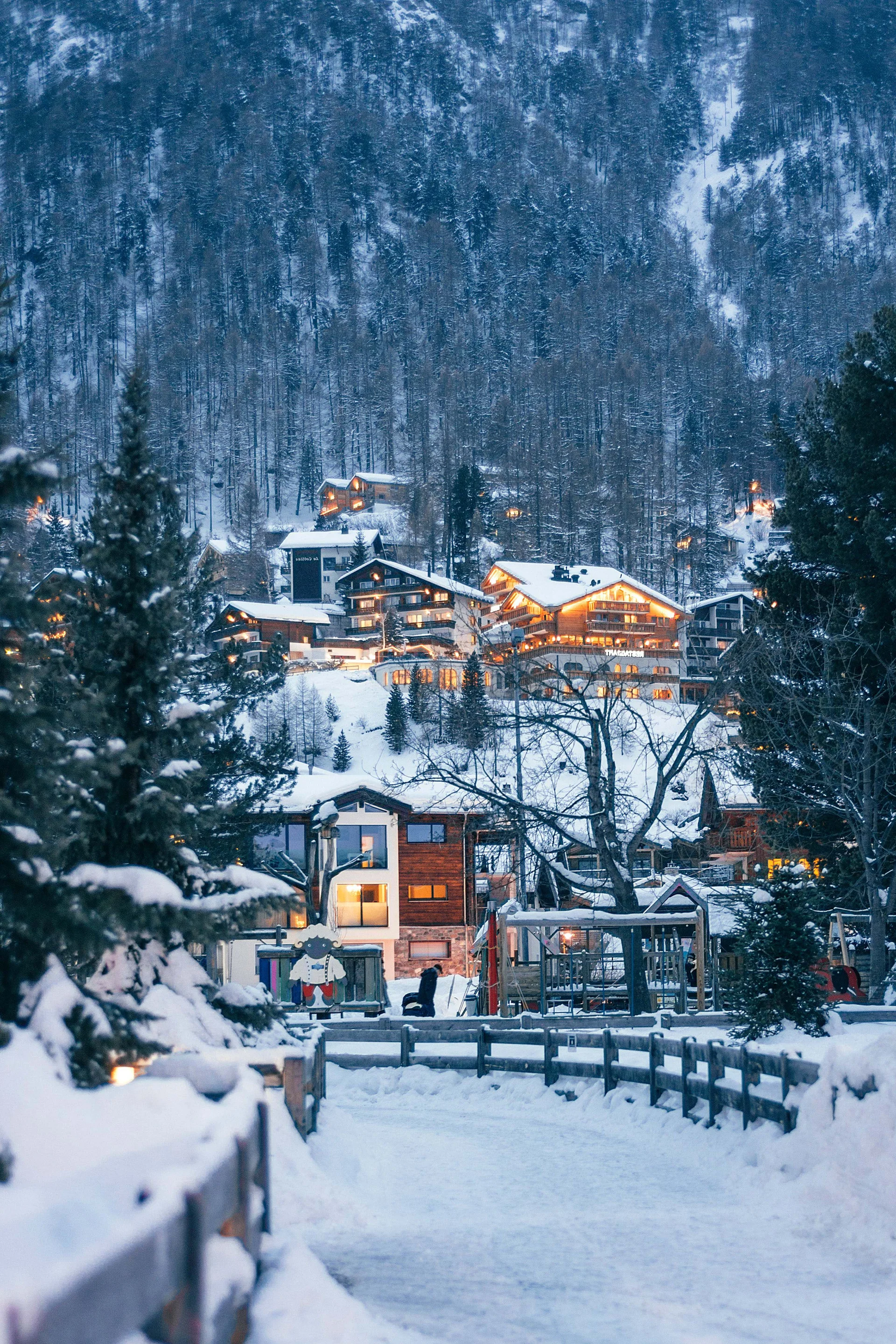 Houses Snow. Uncategorized wallpaper. 3000×4500px. Free download for personal use.