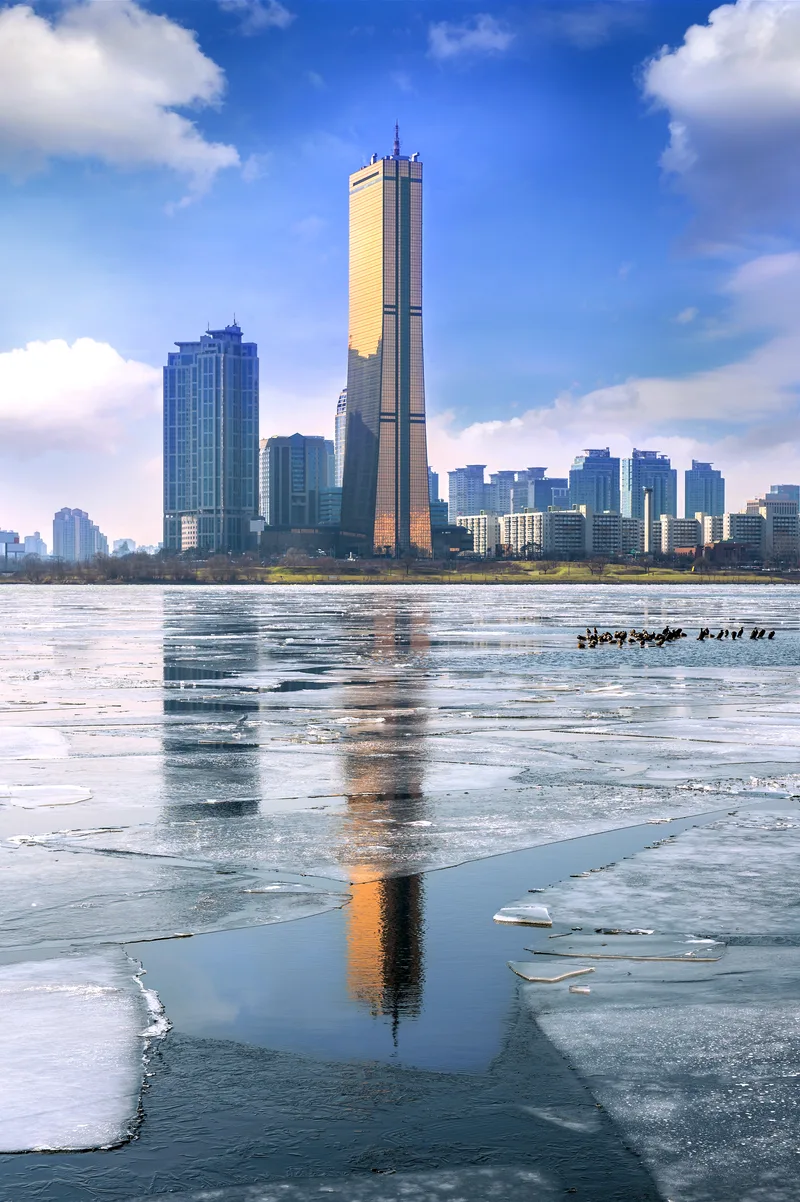 Ice Han River Cityscape Winter Seoul South Korea