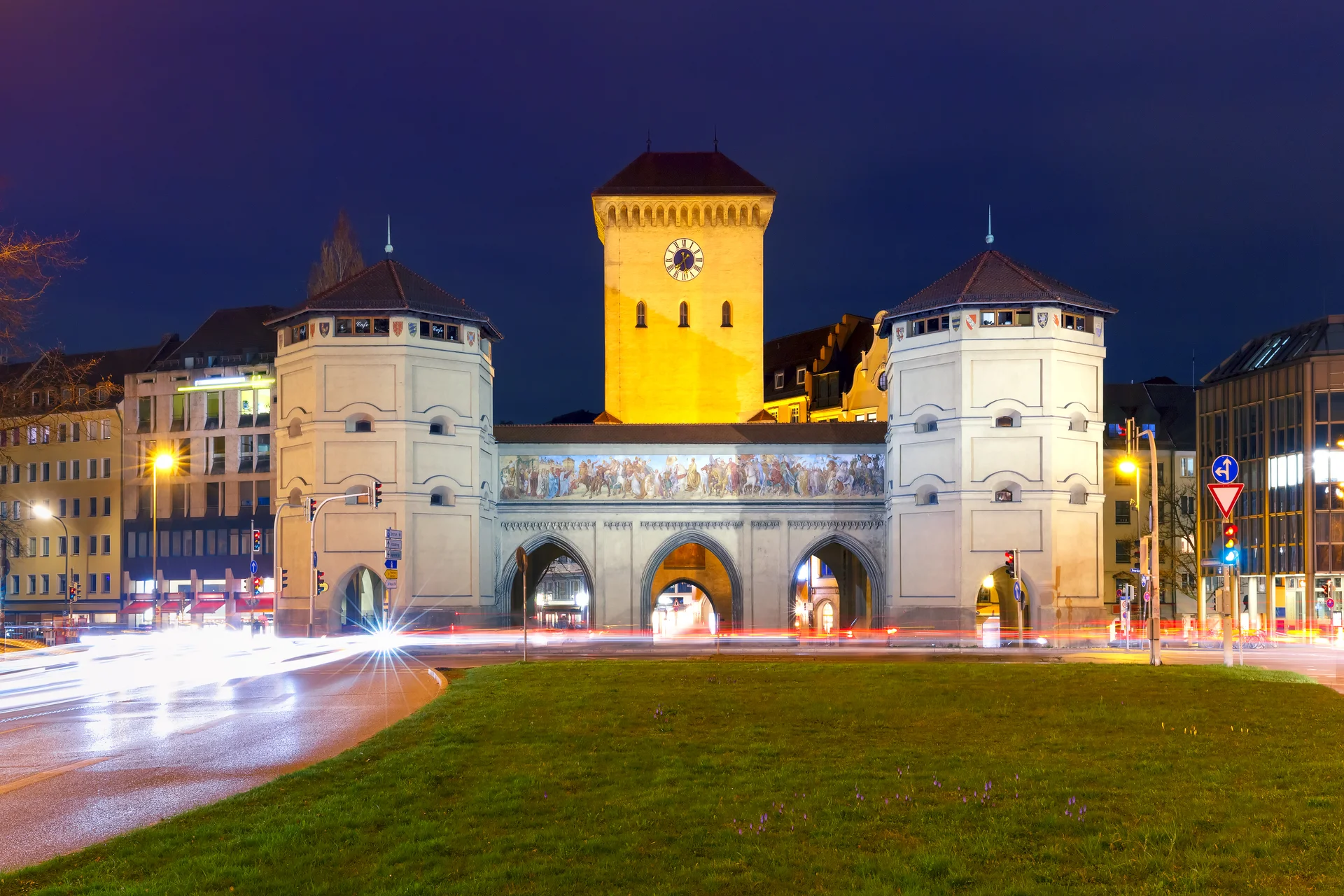 Isartor Gate Night Munich Germany. Dark wallpaper. 4499×3000px. Free download for personal use.