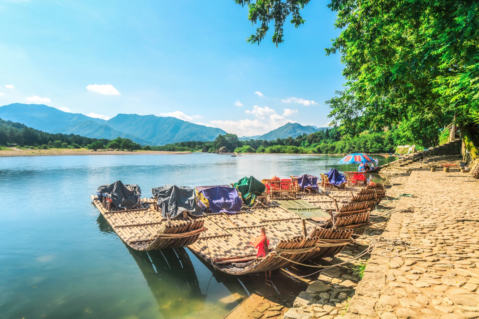 Landscape Nanxi River Wenzhou. Nature wallpaper. 5760×3840px. Free download for personal use.