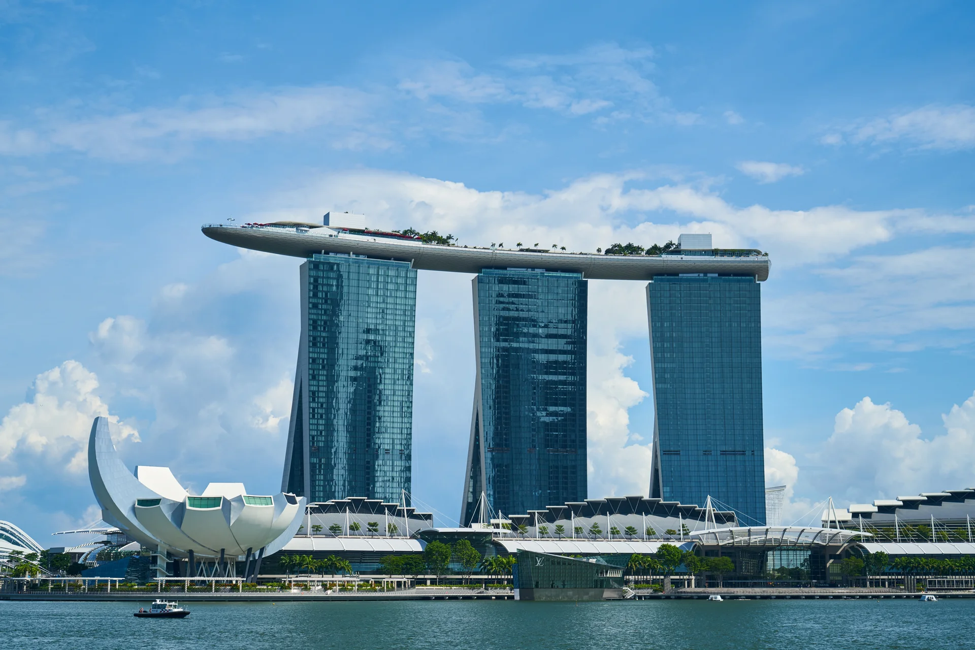 Large Buildings Connected By Roof. Uncategorized wallpaper. 7074×4716px. Free download for personal use.