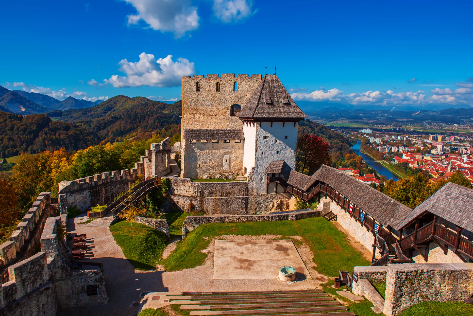 Medieval Old Castle Celje City Slovenia Travel Outdoor Touristic Background. Vintage wallpaper. 6016×4016px. Free download…