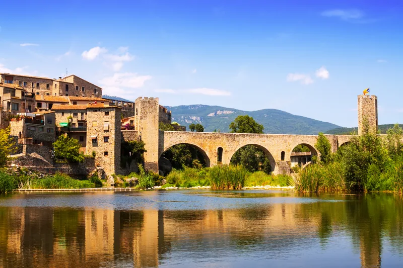 Medieval Town Banks River Besalu