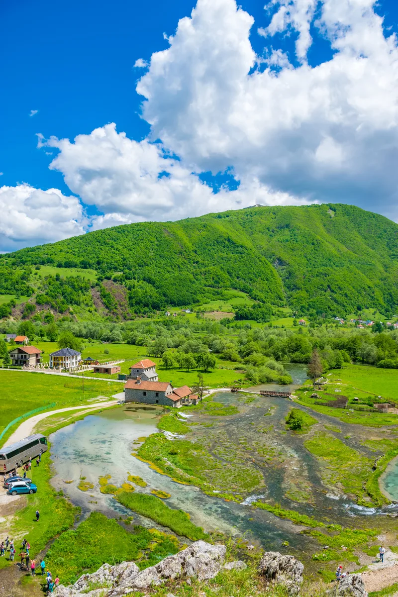 Montenegro Gusinje Group Tourists Visit Famous Sources Ali Pasha