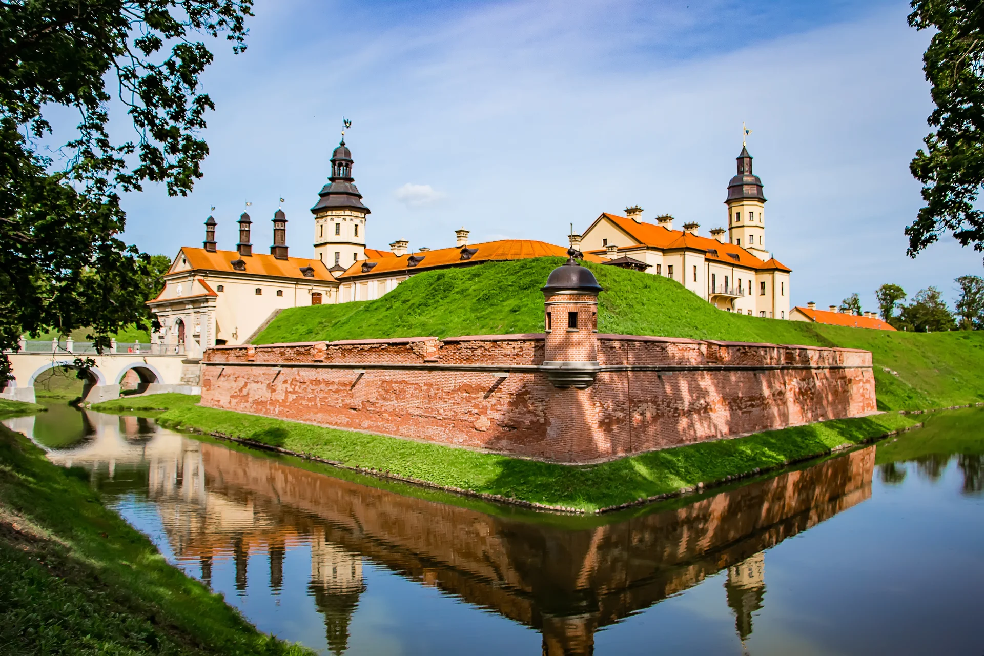 Nesvizh Belarus View Beautiful Medieval Castle Summer Day. Aerial wallpaper. 3000×2000px. Free download for personal use.