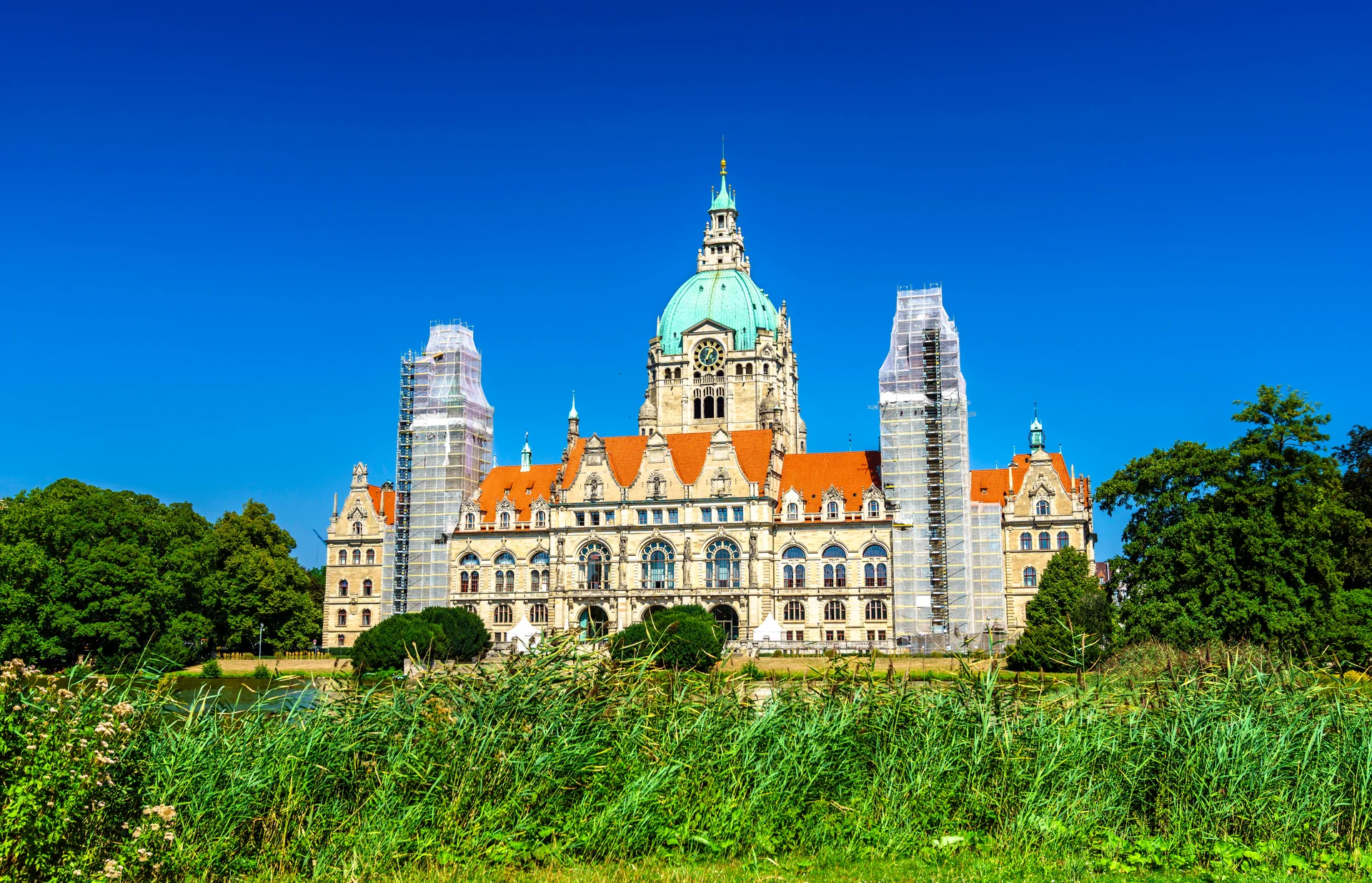 New Town Hall Hannover With Lake Lower Saxony Germany. Uncategorized wallpaper. 7749×4986px. Free download for personal use.