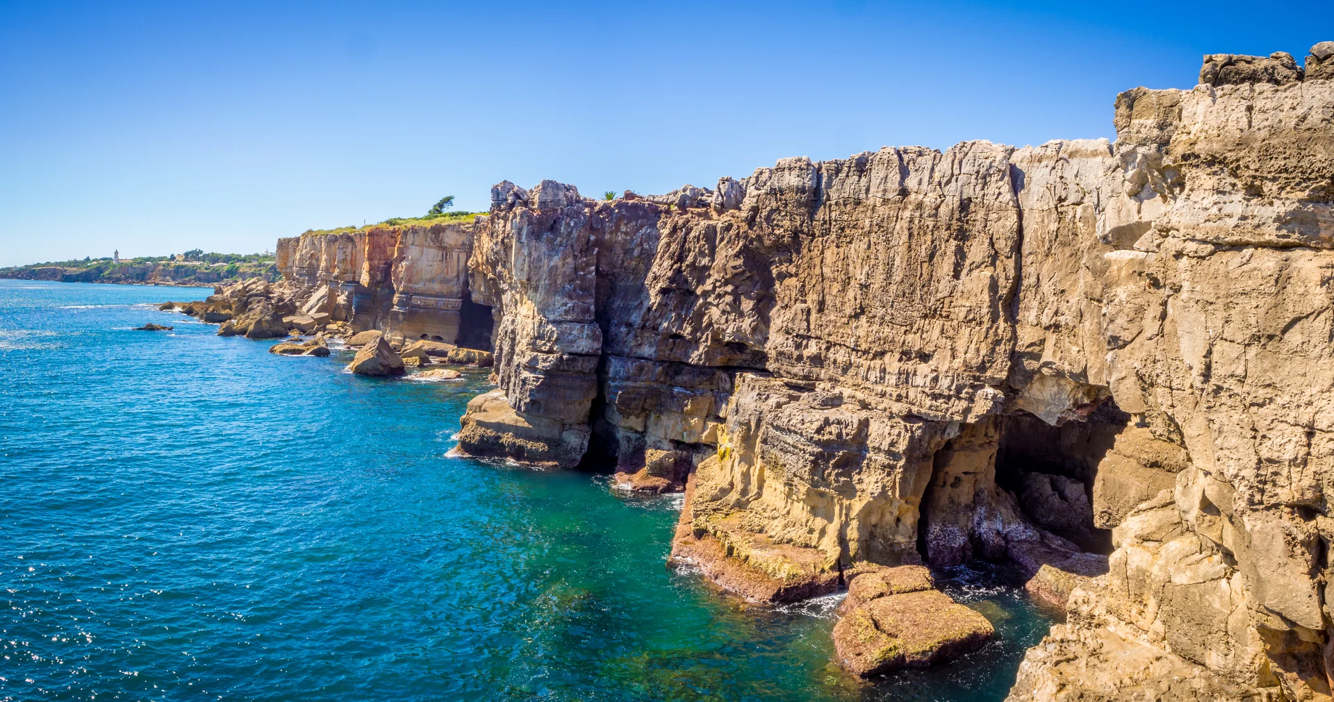 Panoramic Shot Rocks Beside Ocean Cascais Portugal. Nature wallpaper. 6535×3442px. Free download for personal use.