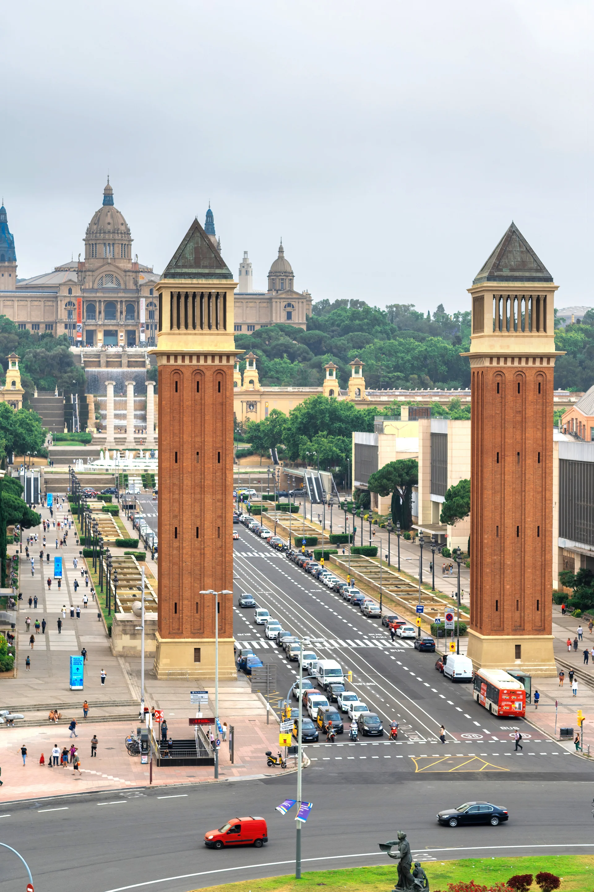 Plaza De Espana Venetian Towers Palau Nacional Barcelona Spain Cloudy Sky Traffic. Cities wallpaper. 3327×5000px. Free dow…