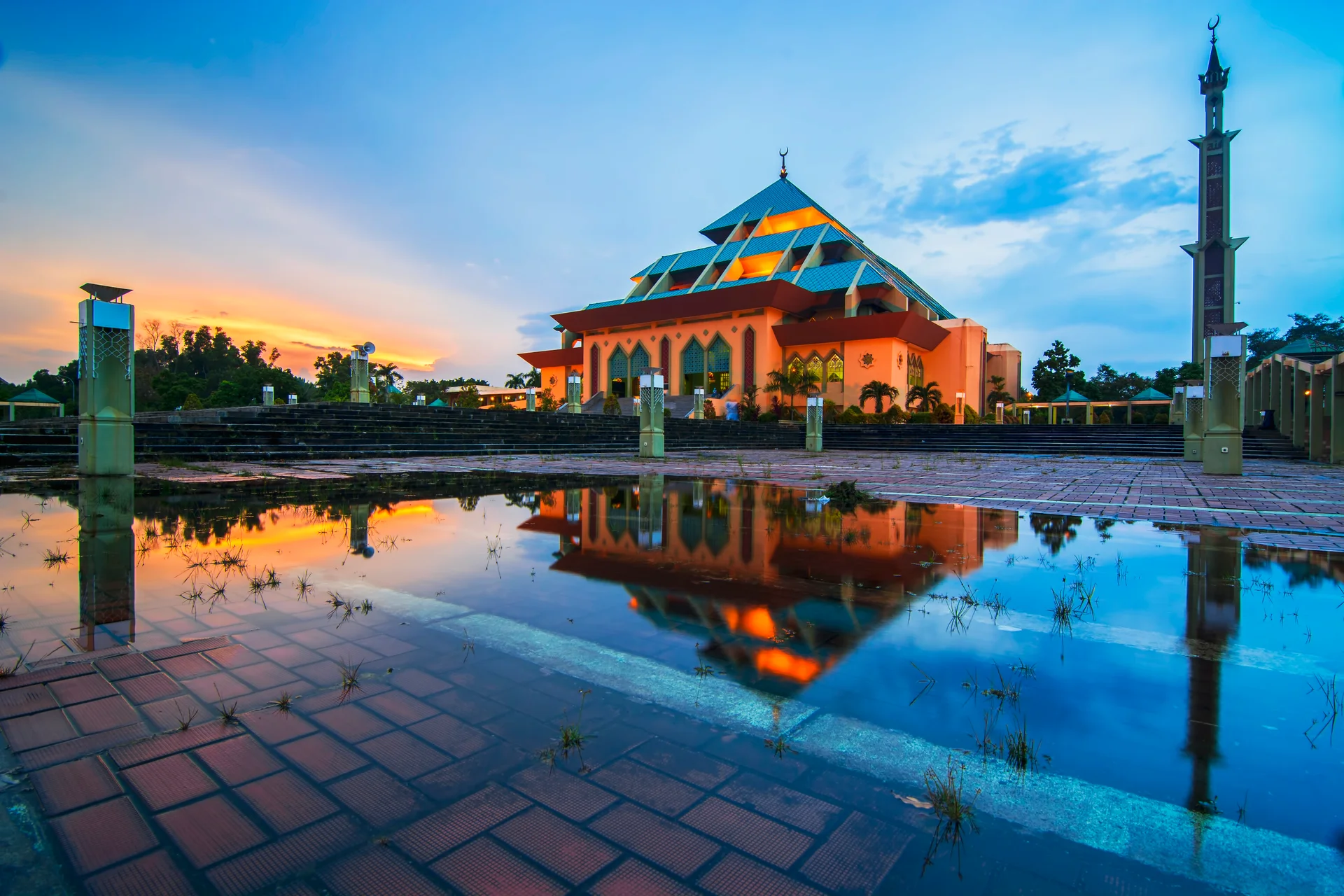 Reflection Mosque Beauty Sunset Batam City. Uncategorized wallpaper. 6000×4000px. Free download for personal use.