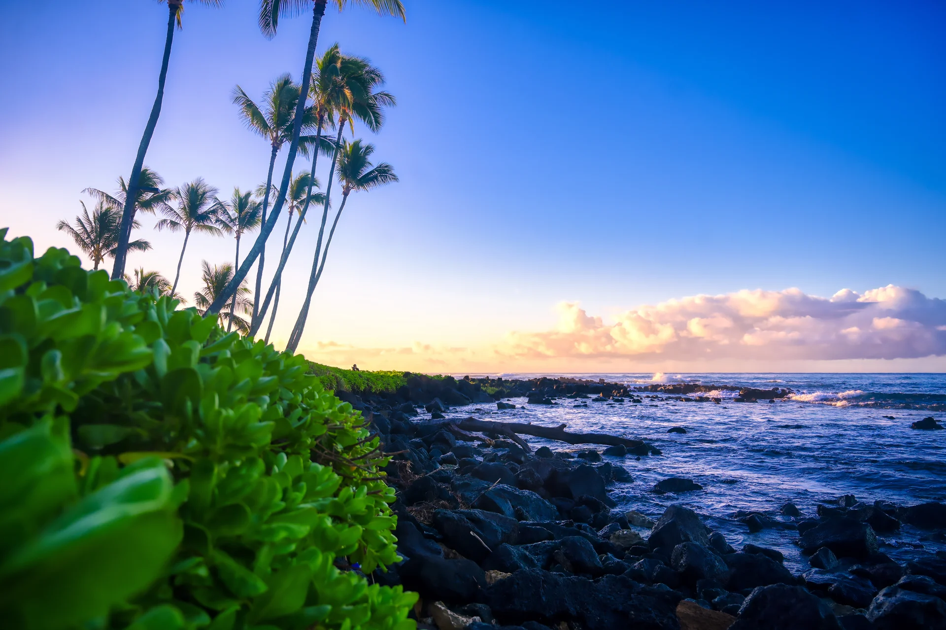 Scenic View Sea Against Sky Sunset. Nature wallpaper. 5753×3828px. Free download for personal use.