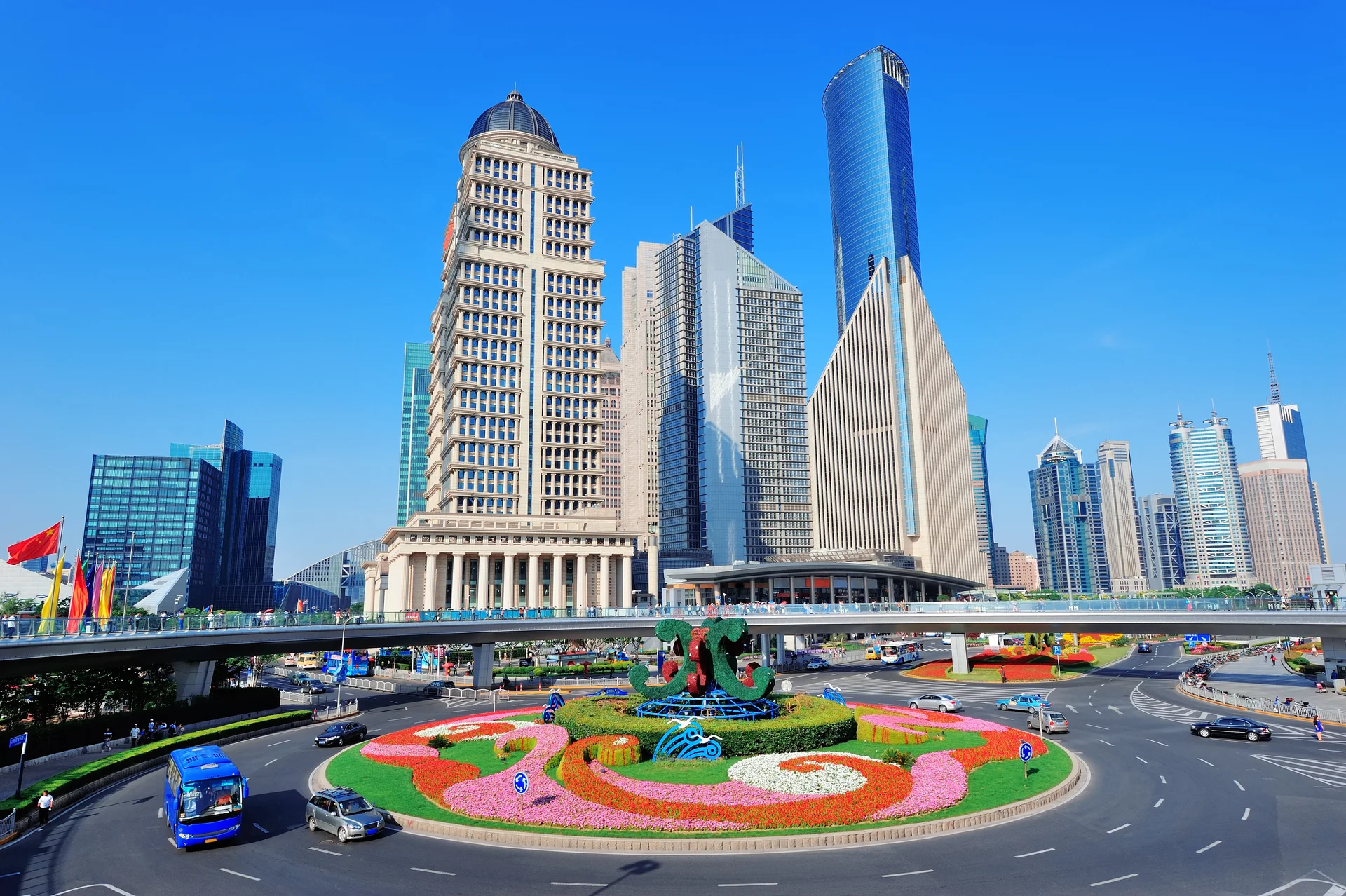 Shanghai Street. Uncategorized wallpaper. 4256×2832px. Free download for personal use.