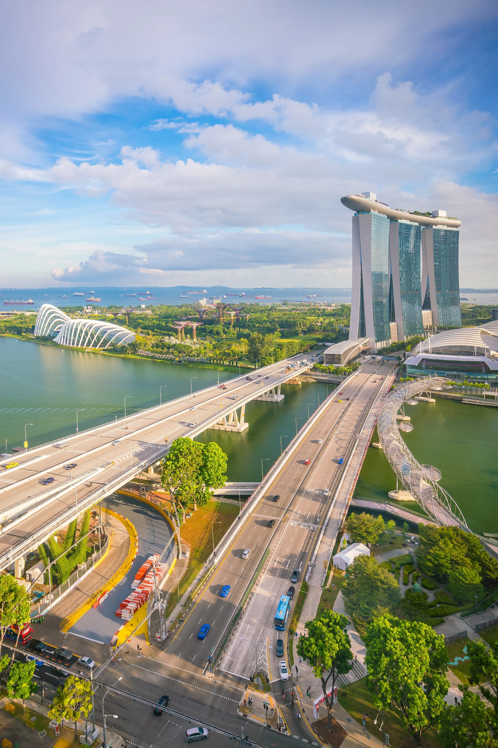 Singapore Skyline Bay Area With Blue Sky. Nature wallpaper. 2001×3000px. Free download for personal use.