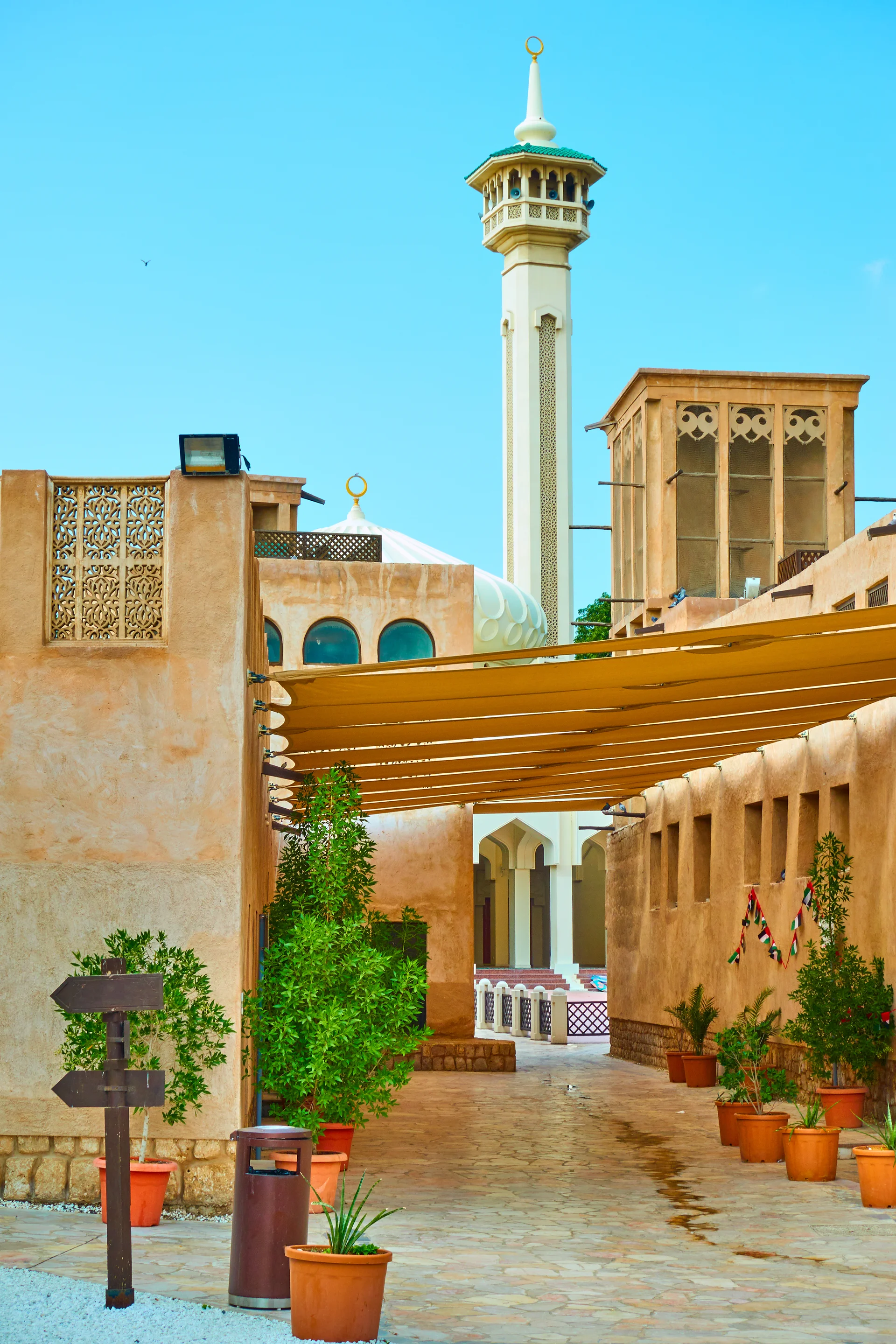 Street With Mosque Al Fahidi Historical Neighbourhood Old Dubai United Arab Emirates Uae. Vintage wallpaper. 3547×5321px. …