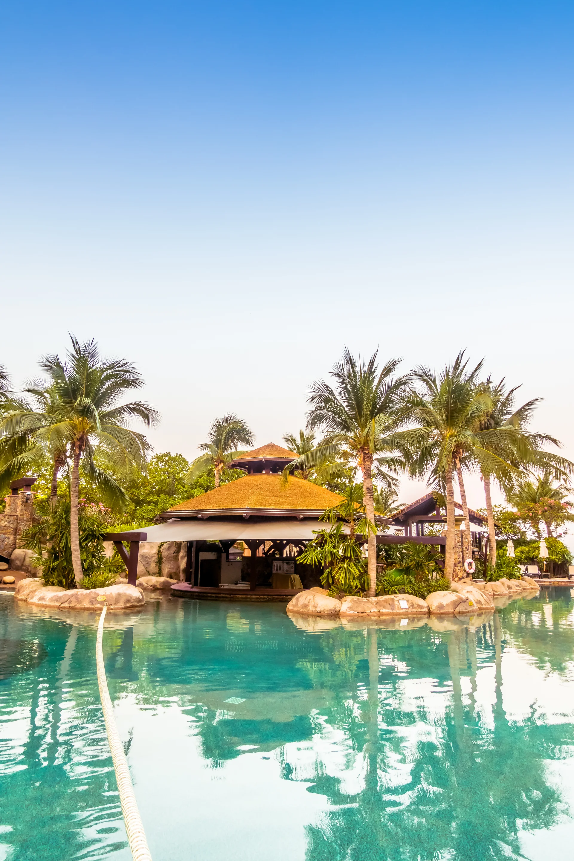 Swimming Pool. Uncategorized wallpaper. 3648×5472px. Free download for personal use.