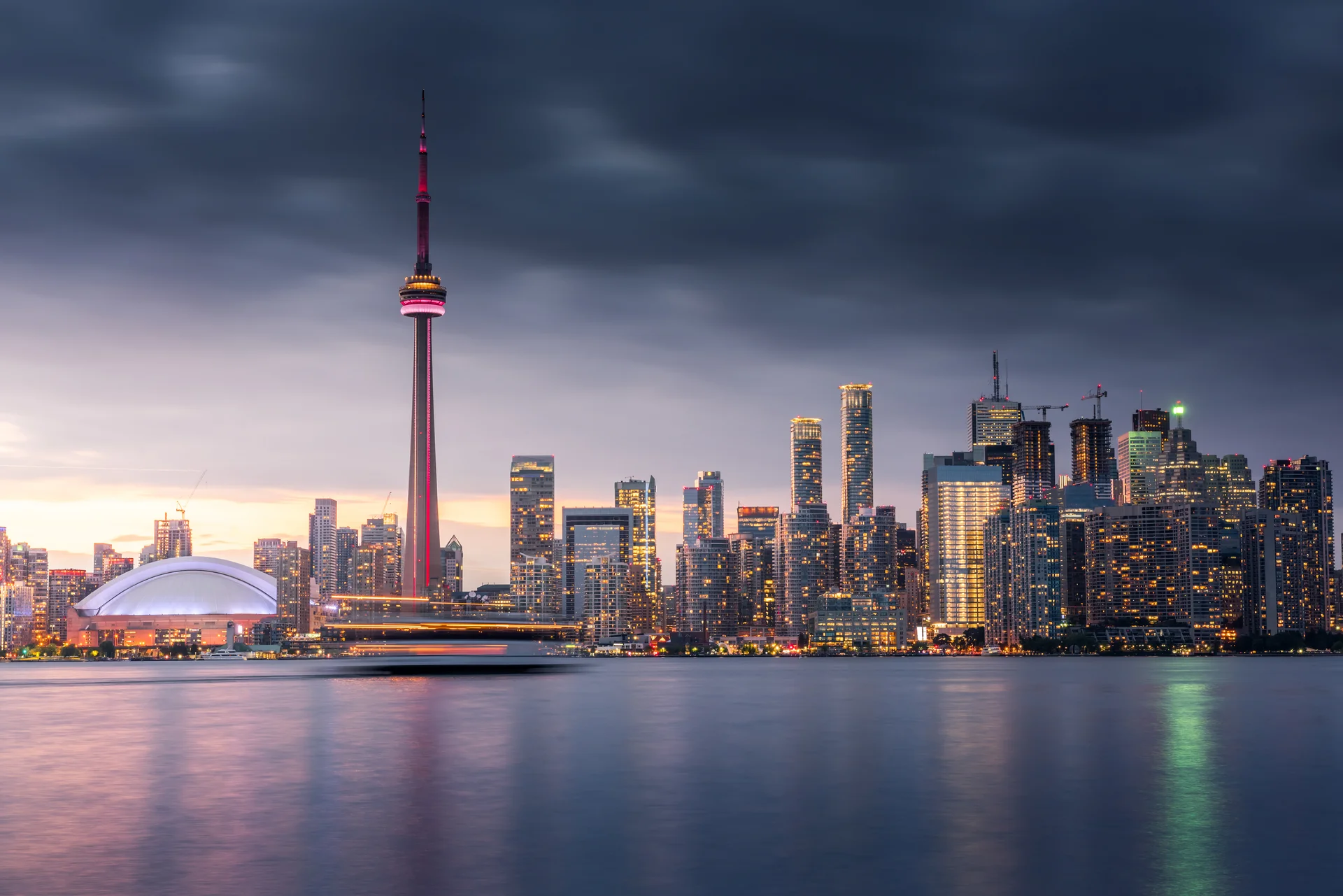 Toronto City Skyline Night Ontario Canada. Cities wallpaper. 5000×3337px. Free download for personal use.