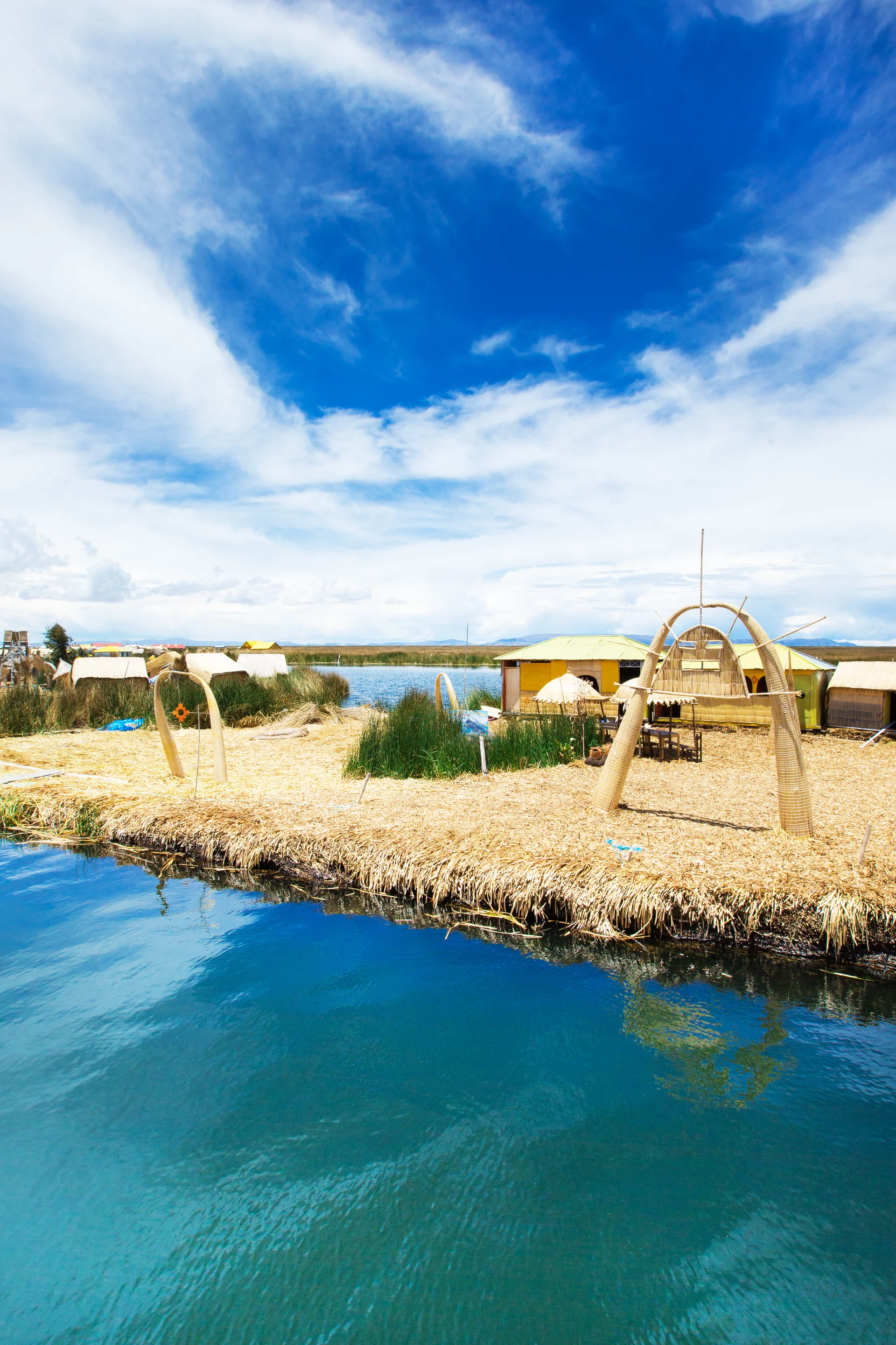 Totora Boat Titicaca Lake Near Puno Peru. Uncategorized wallpaper. 3168×4752px. Free download for personal use.
