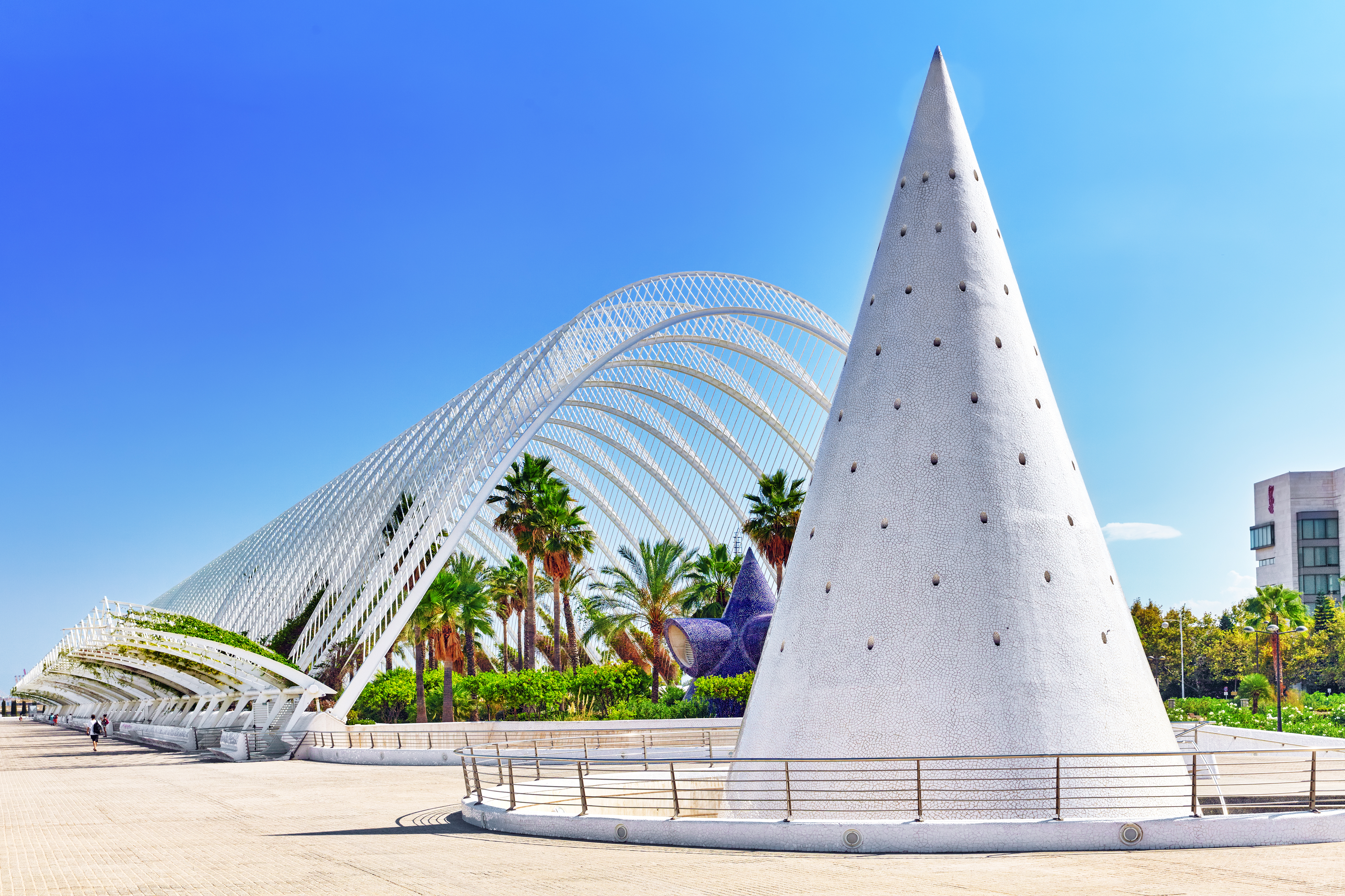 Valencia Spain Sept 10 Landscaped Walk Tropic Park L Umbracle City Arts Sciences September 10 2014 Valencia Spain Every Year Valencia Welcomes More Than 4 Million Visitors
