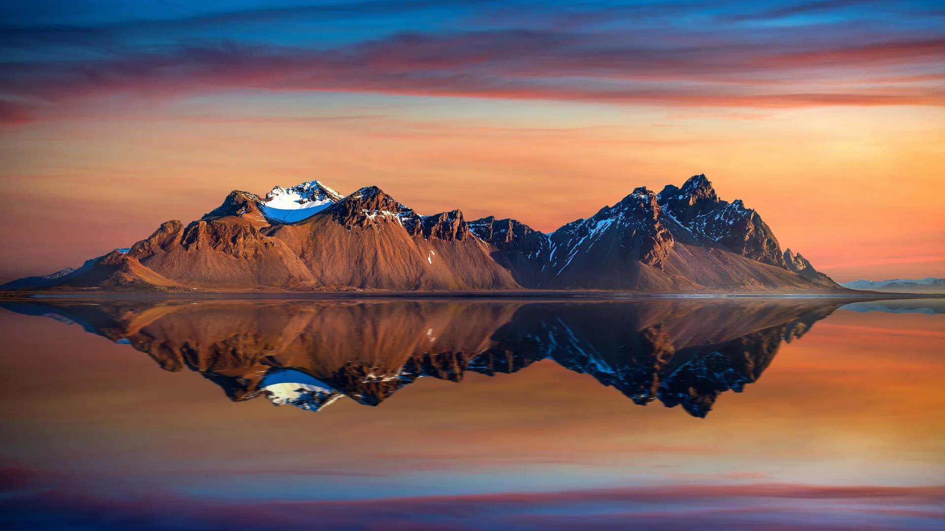 Vestrahorn Mountains Sunset Stokksnes Iceland. Nature wallpaper. 5500×3094px. Free download for personal use.