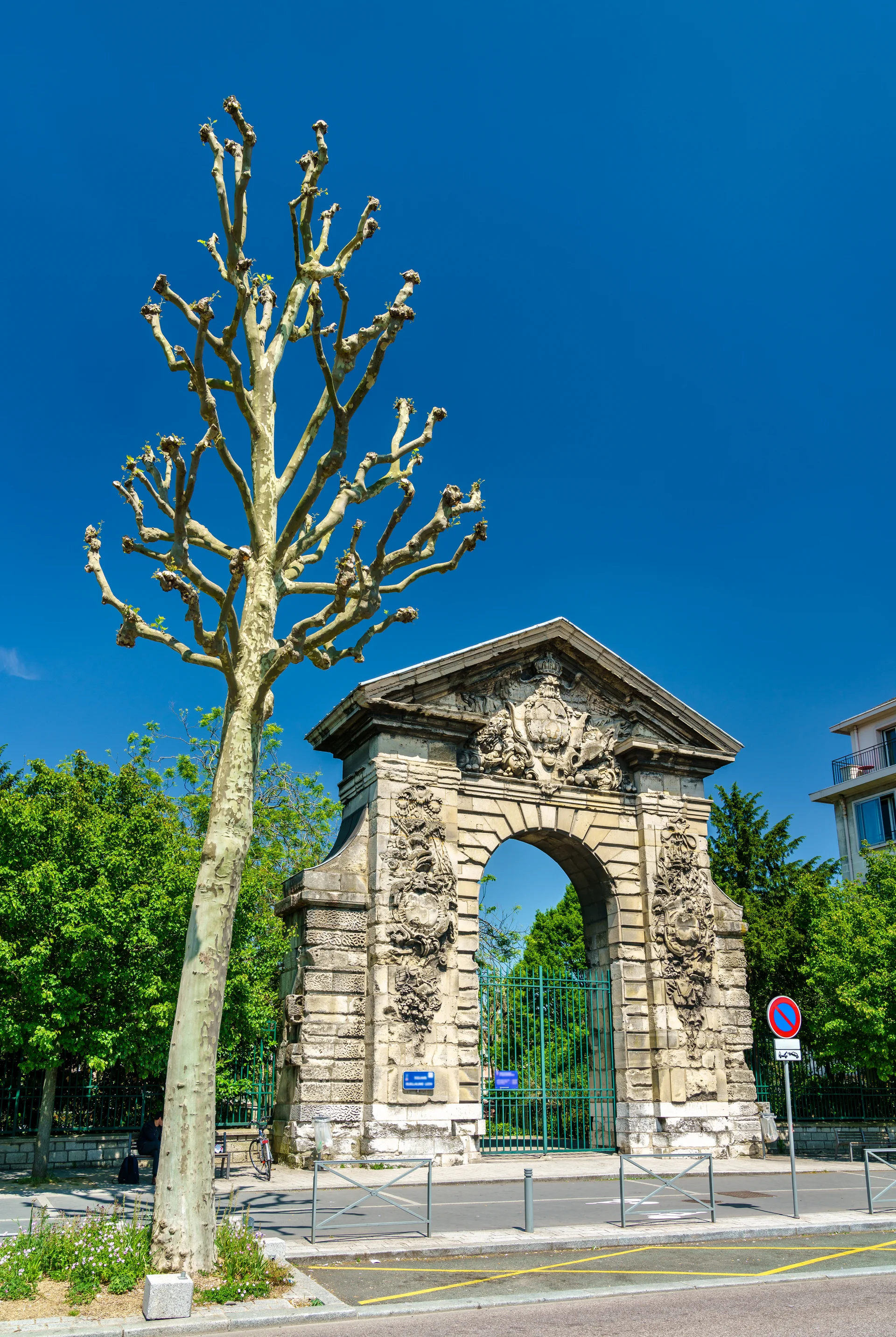View Guillaumelion Gate Rouen Normandy France. Aerial wallpaper. 4889×7293px. Free download for personal use.
