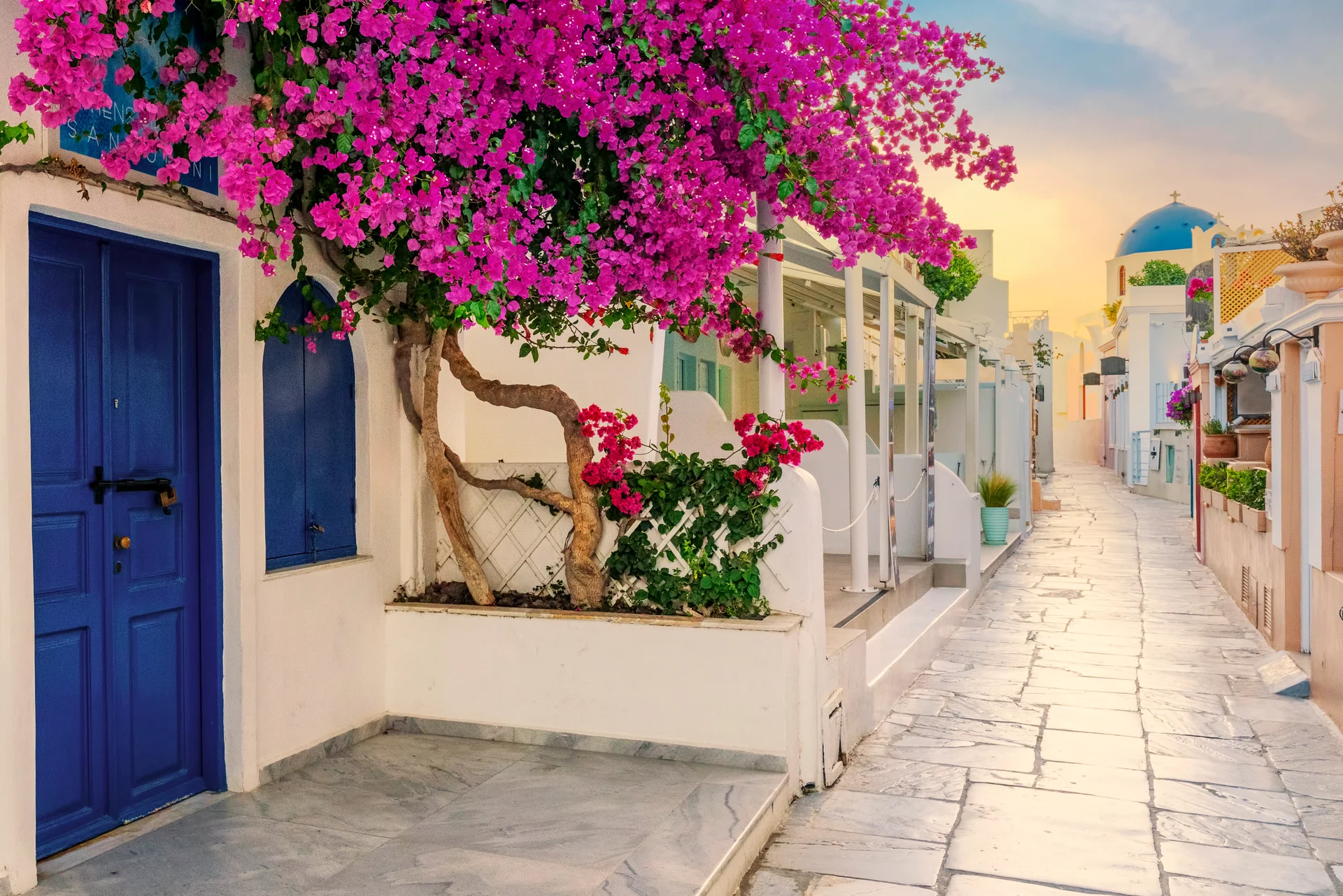 View Oia Street Mornong. Aerial wallpaper. 5748×3834px. Free download for personal use.