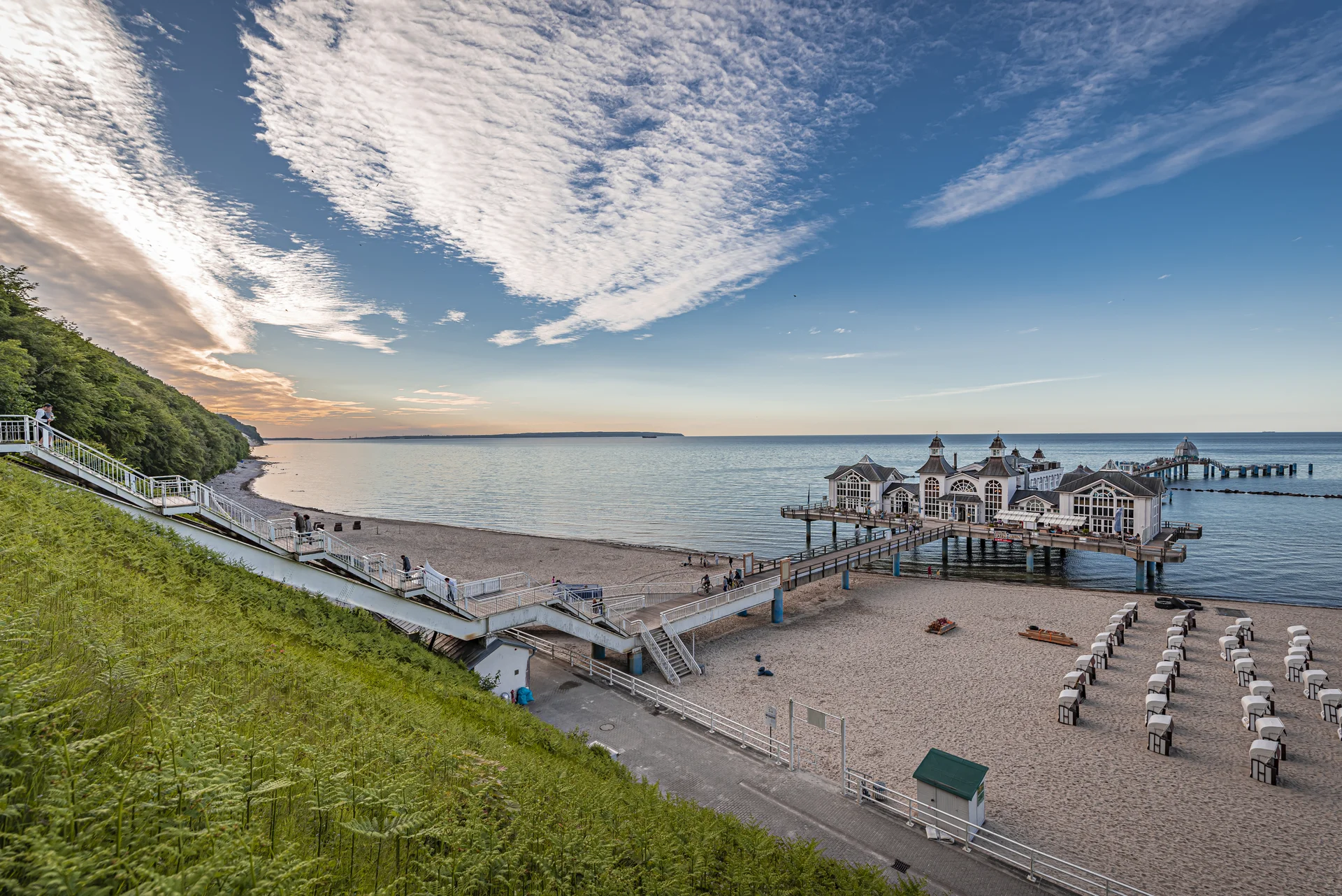 View Pier Sellin. Aerial wallpaper. 6016×4016px. Free download for personal use.